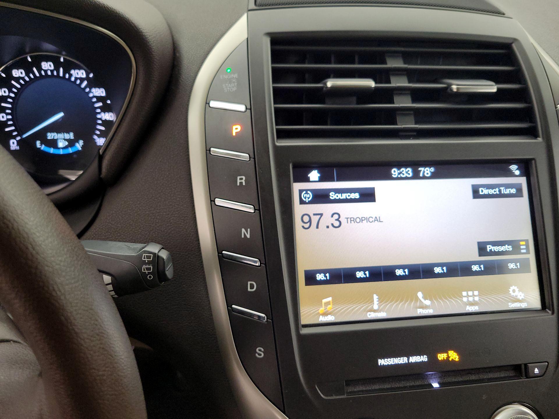 Thumbnail: 2018 Lincoln MKC - 16