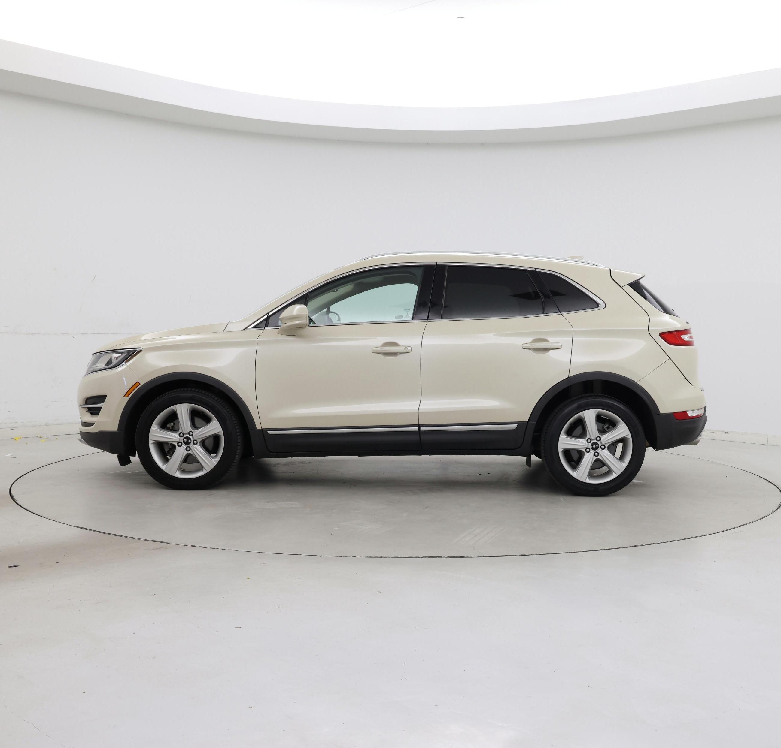 Thumbnail: 2018 Lincoln MKC - 3