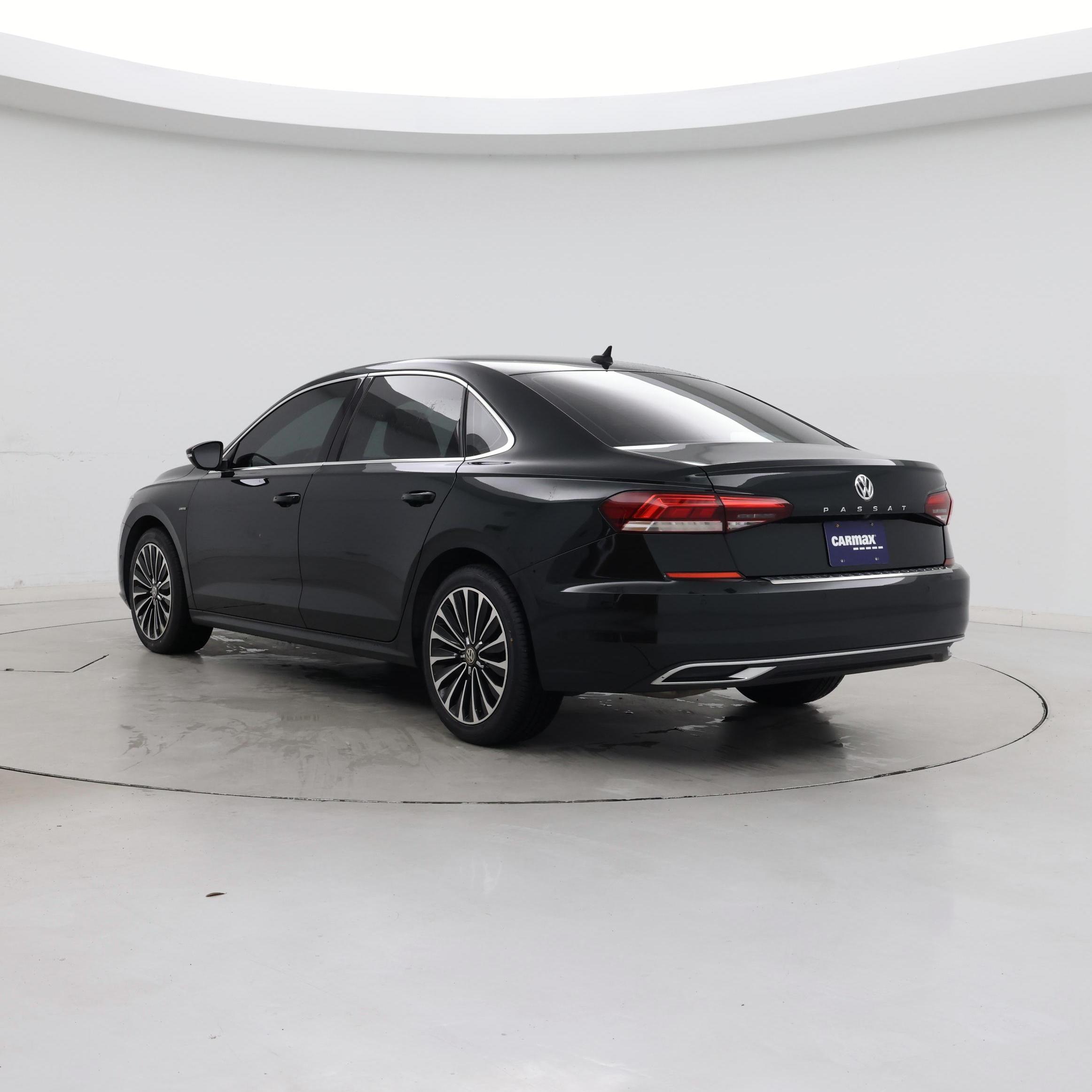 Thumbnail: 2022 Volkswagen Passat - 2