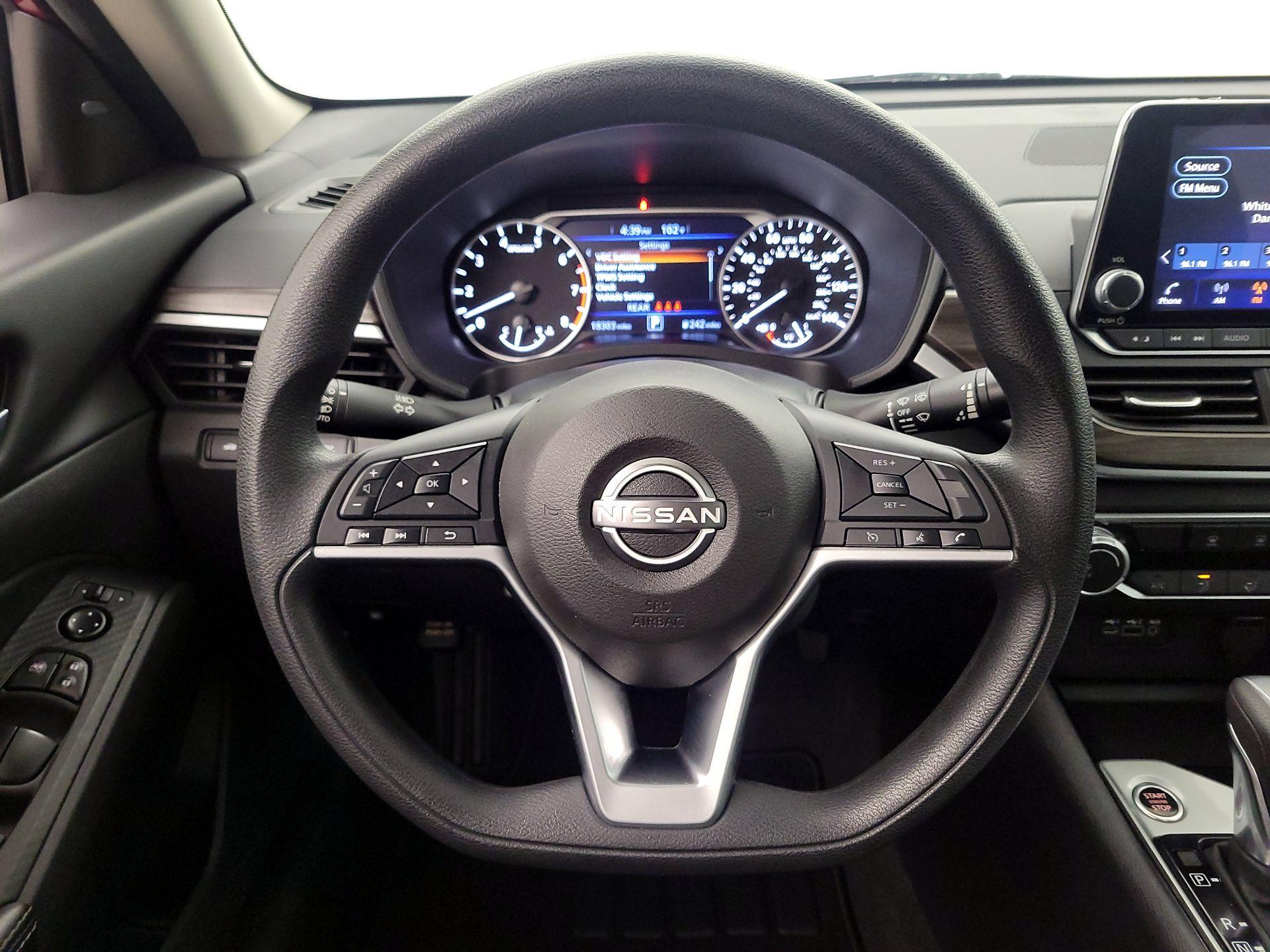Thumbnail: 2024 Nissan Altima - 10