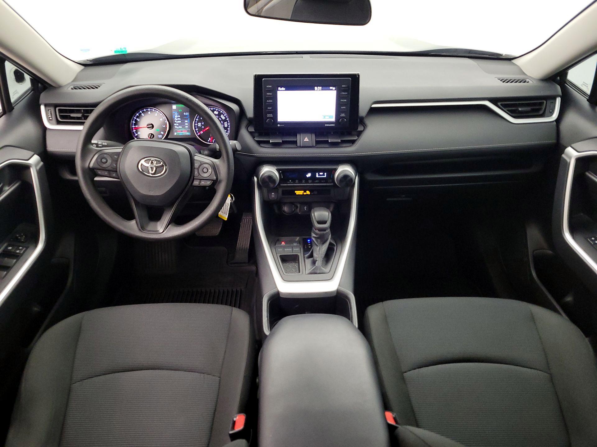 Thumbnail: 2022 Toyota RAV4 - 9