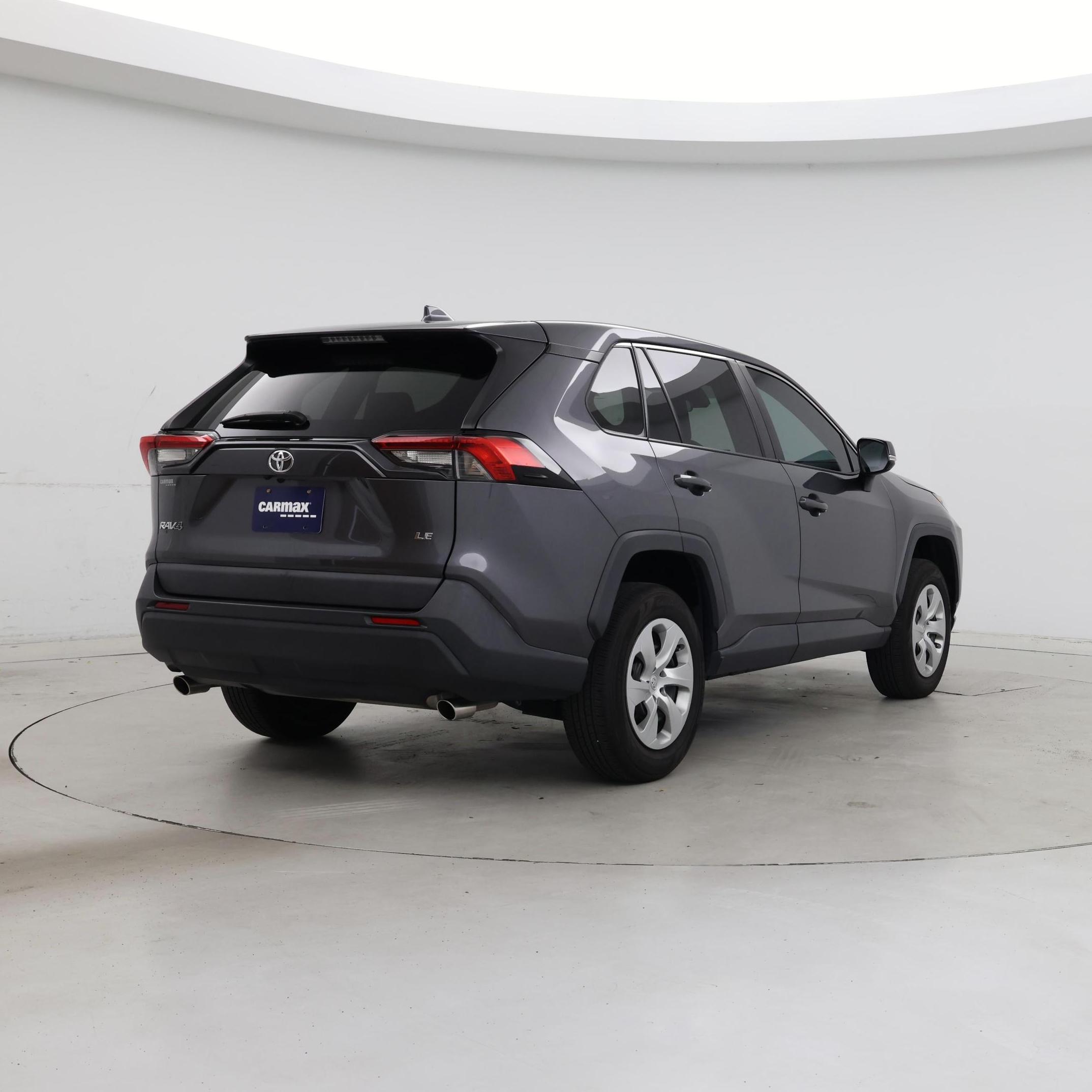 Thumbnail: 2022 Toyota RAV4 - 8