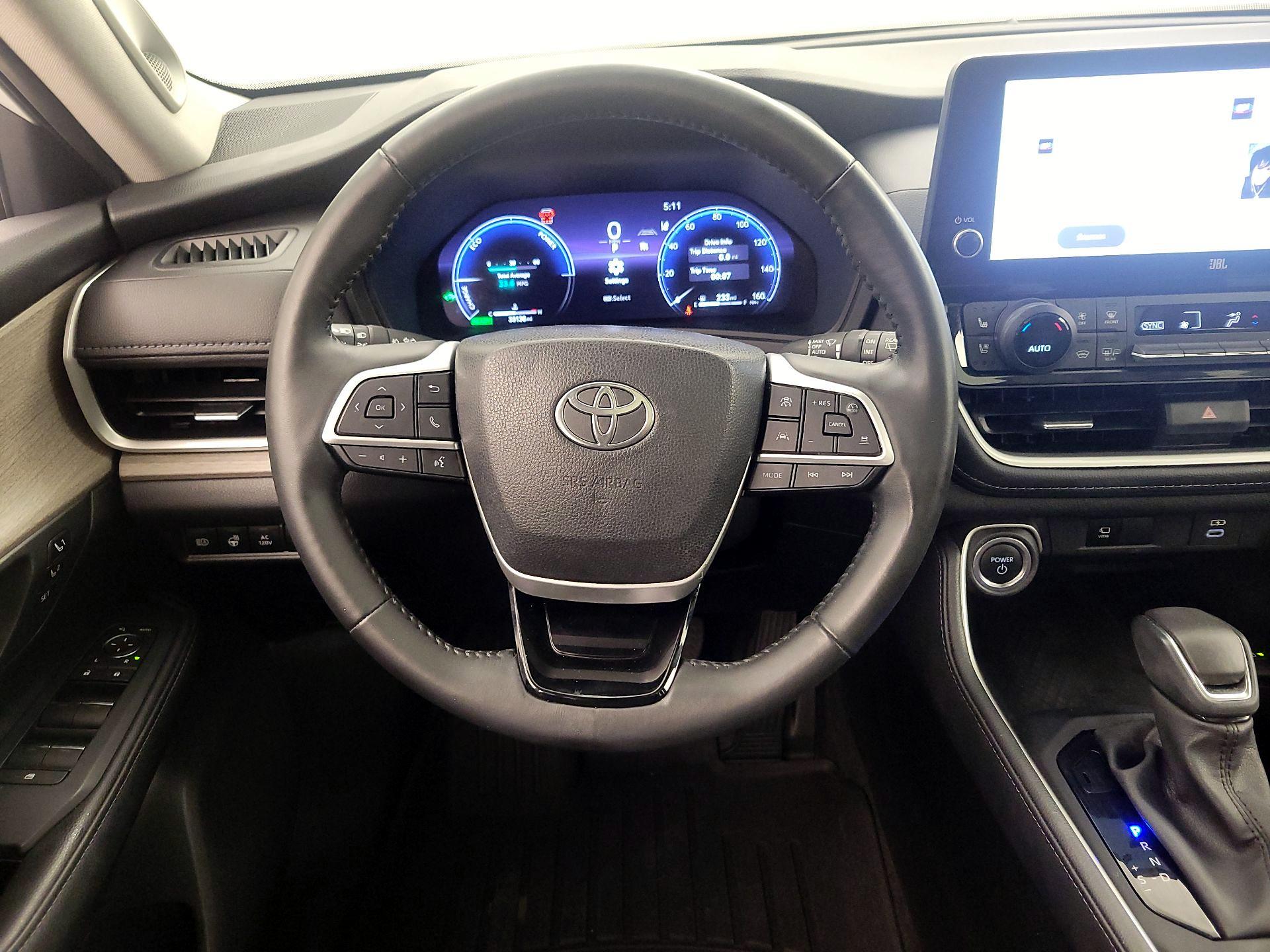 Thumbnail: 2024 Toyota Highlander - 10