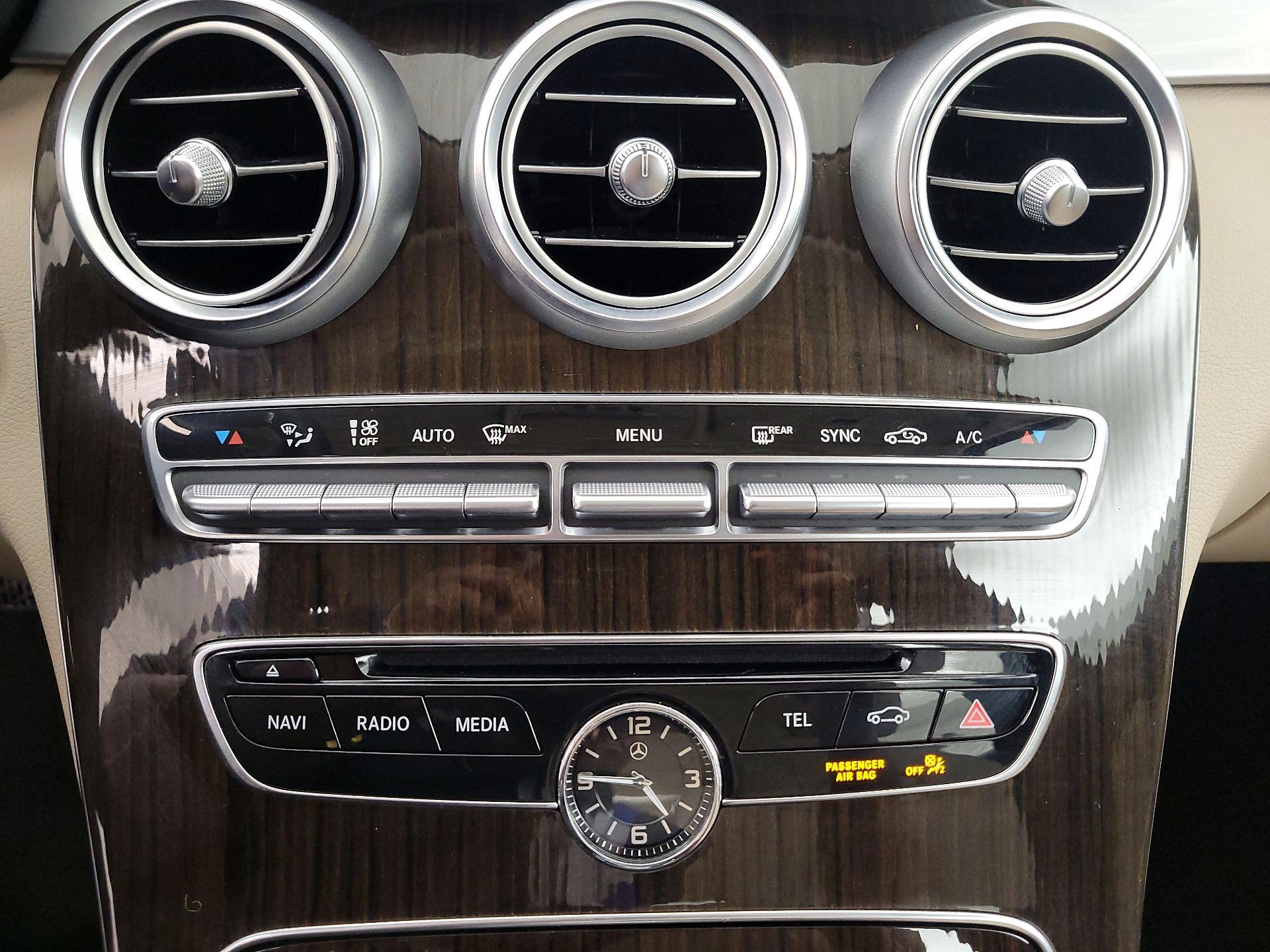 Thumbnail: 2018 Mercedes-Benz C-Class - 16