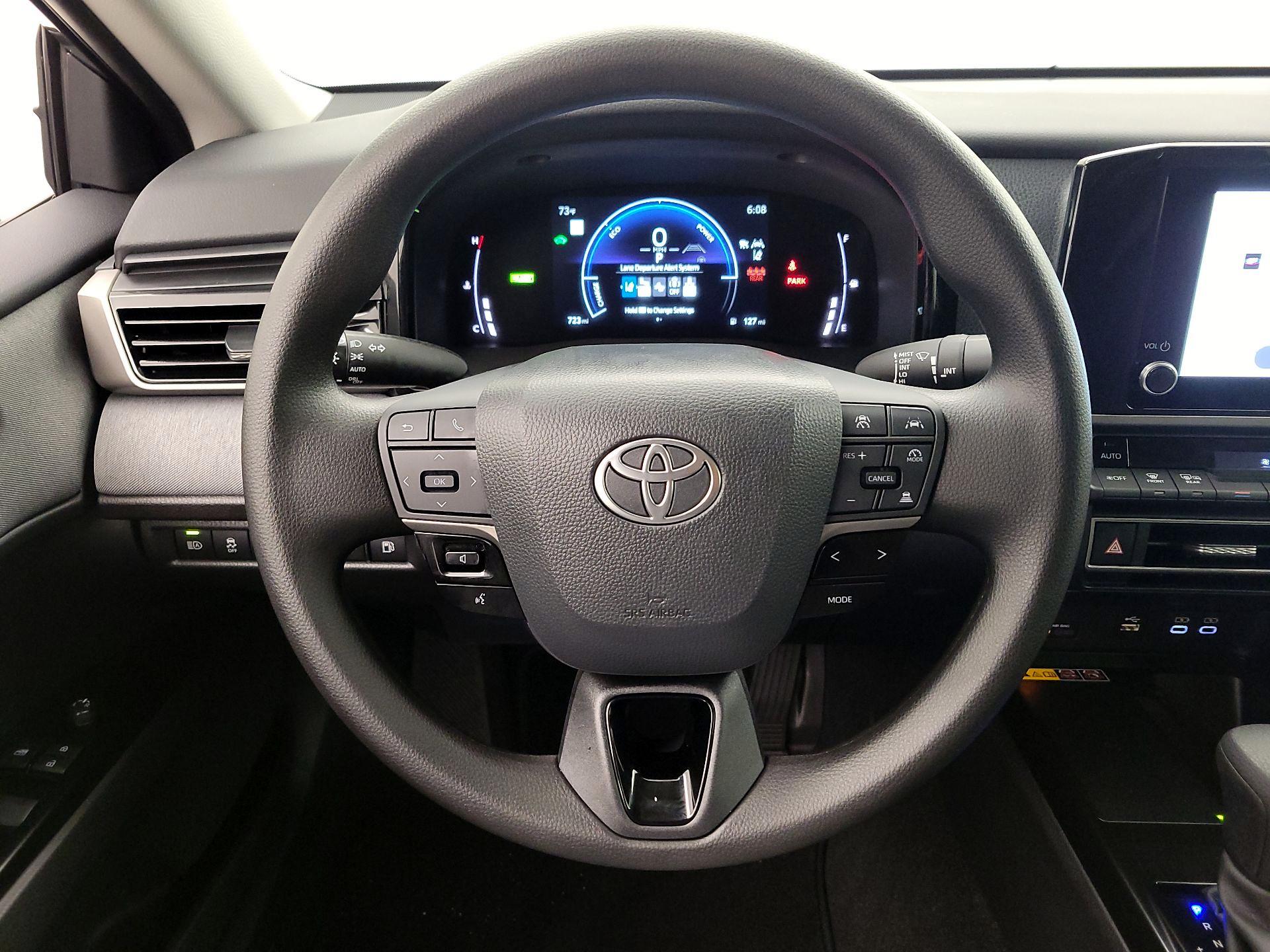 Thumbnail: 2025 Toyota Camry - 10