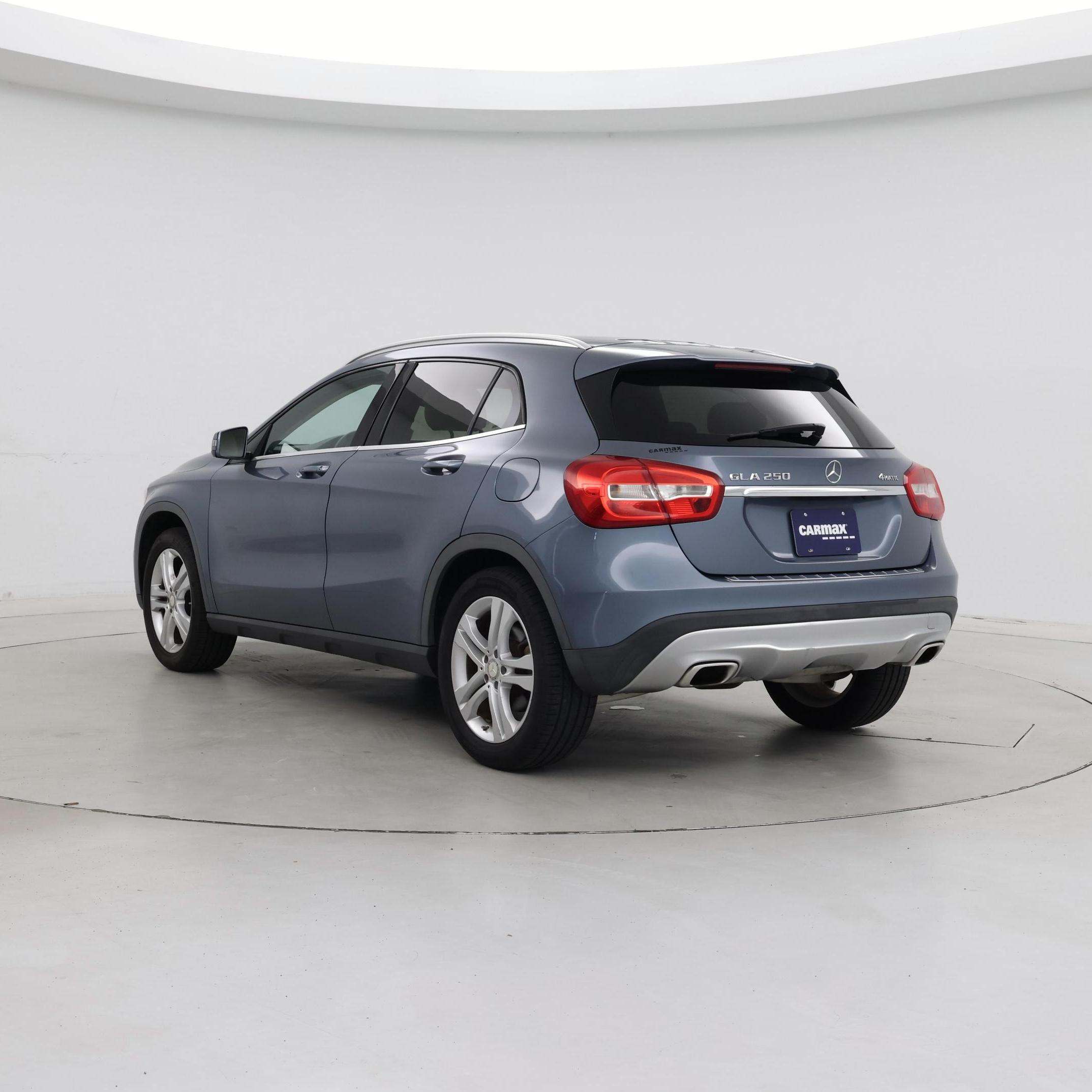 Thumbnail: 2015 Mercedes-Benz GLA - 2