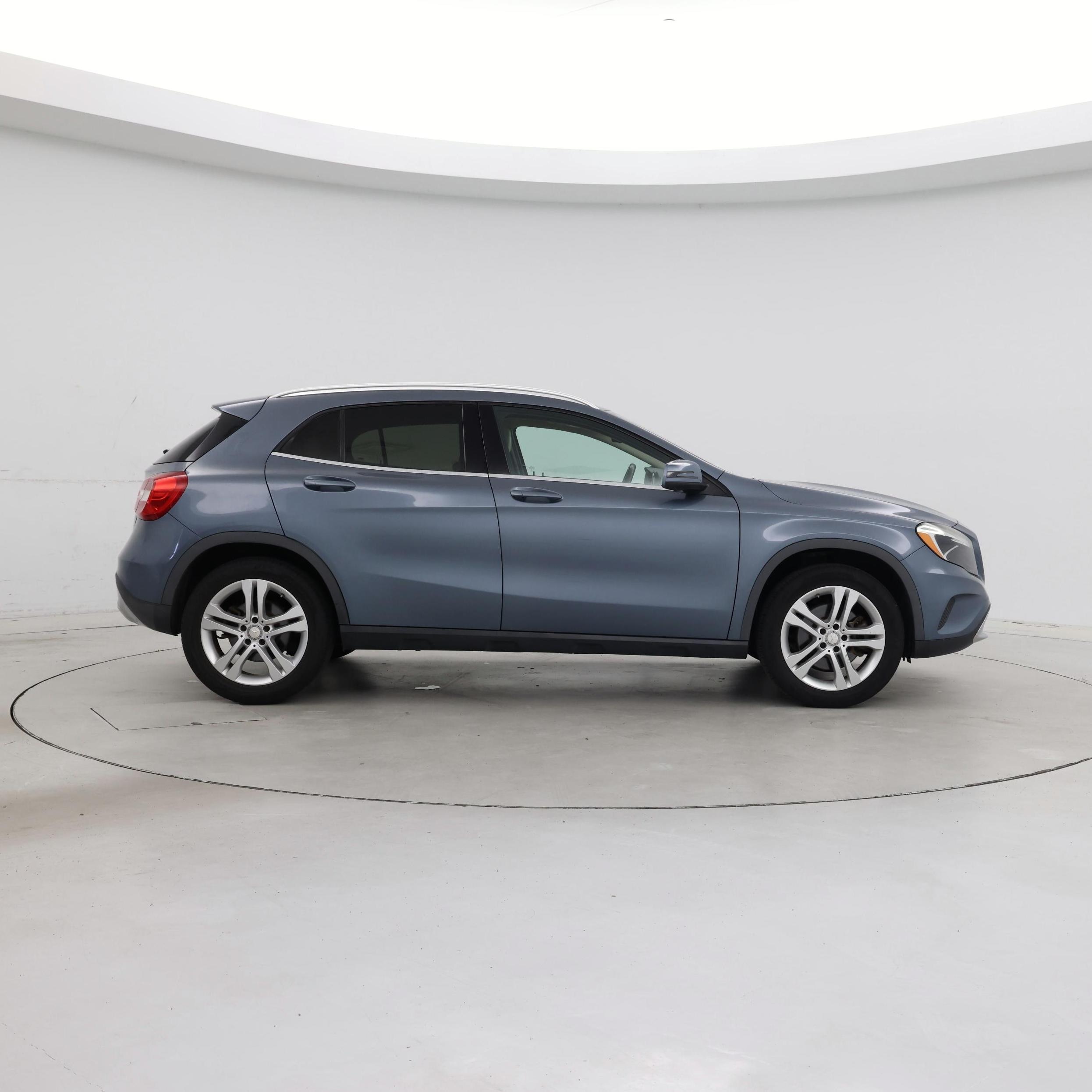 Thumbnail: 2015 Mercedes-Benz GLA - 7