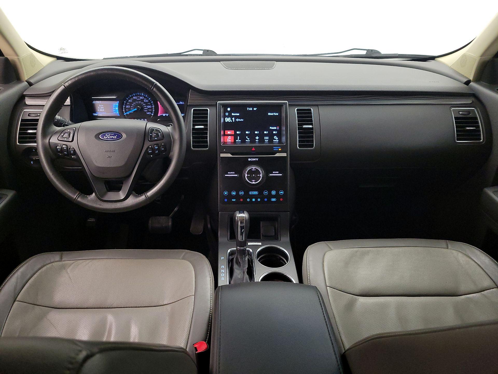 Thumbnail: 2016 Ford Flex - 9