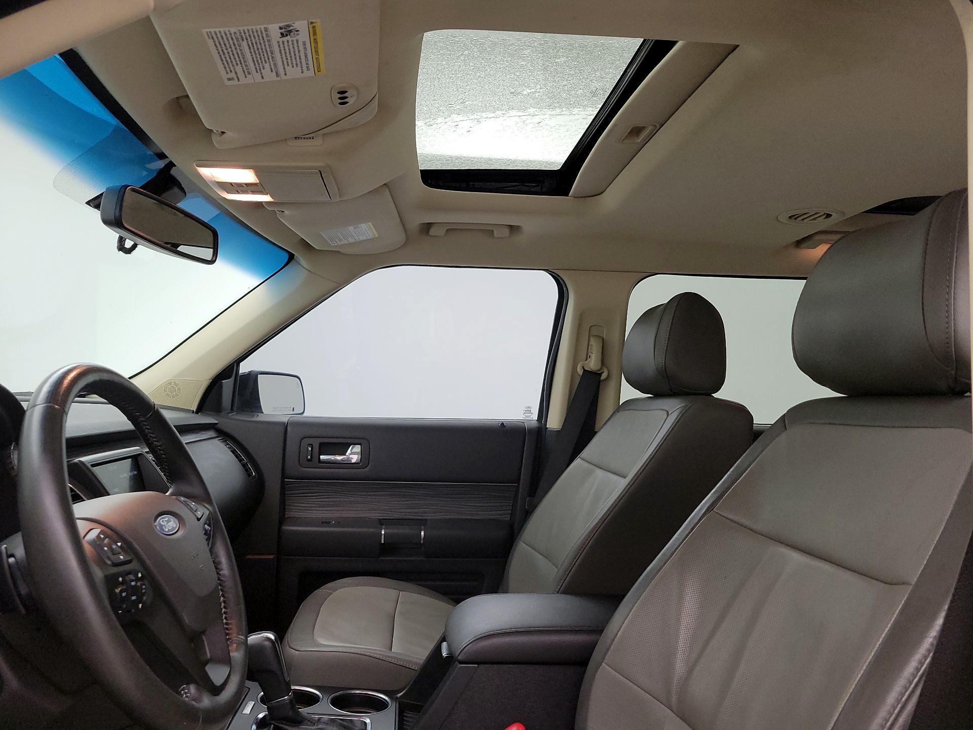 Thumbnail: 2016 Ford Flex - 19