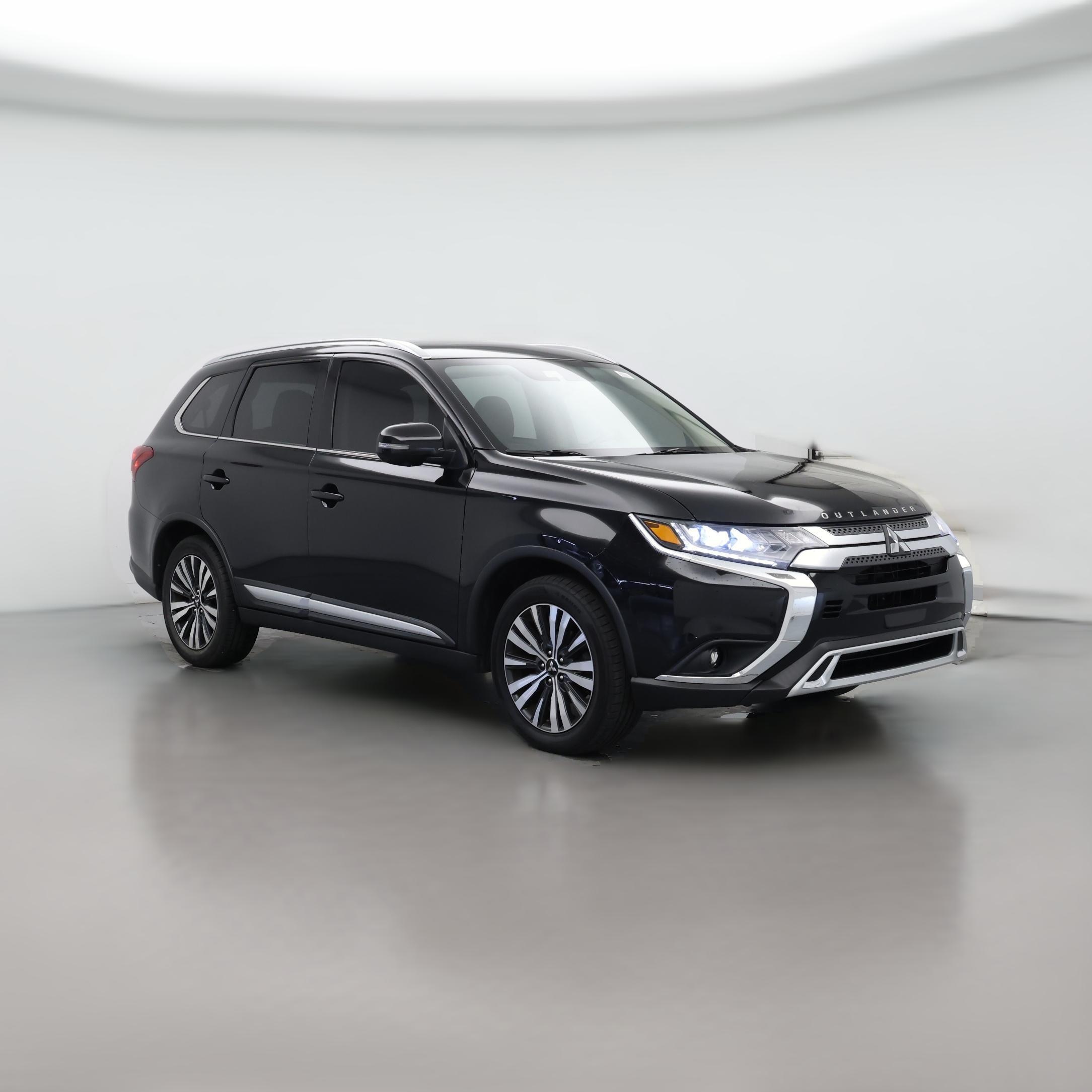 Thumbnail: 2020 Mitsubishi Outlander - 1
