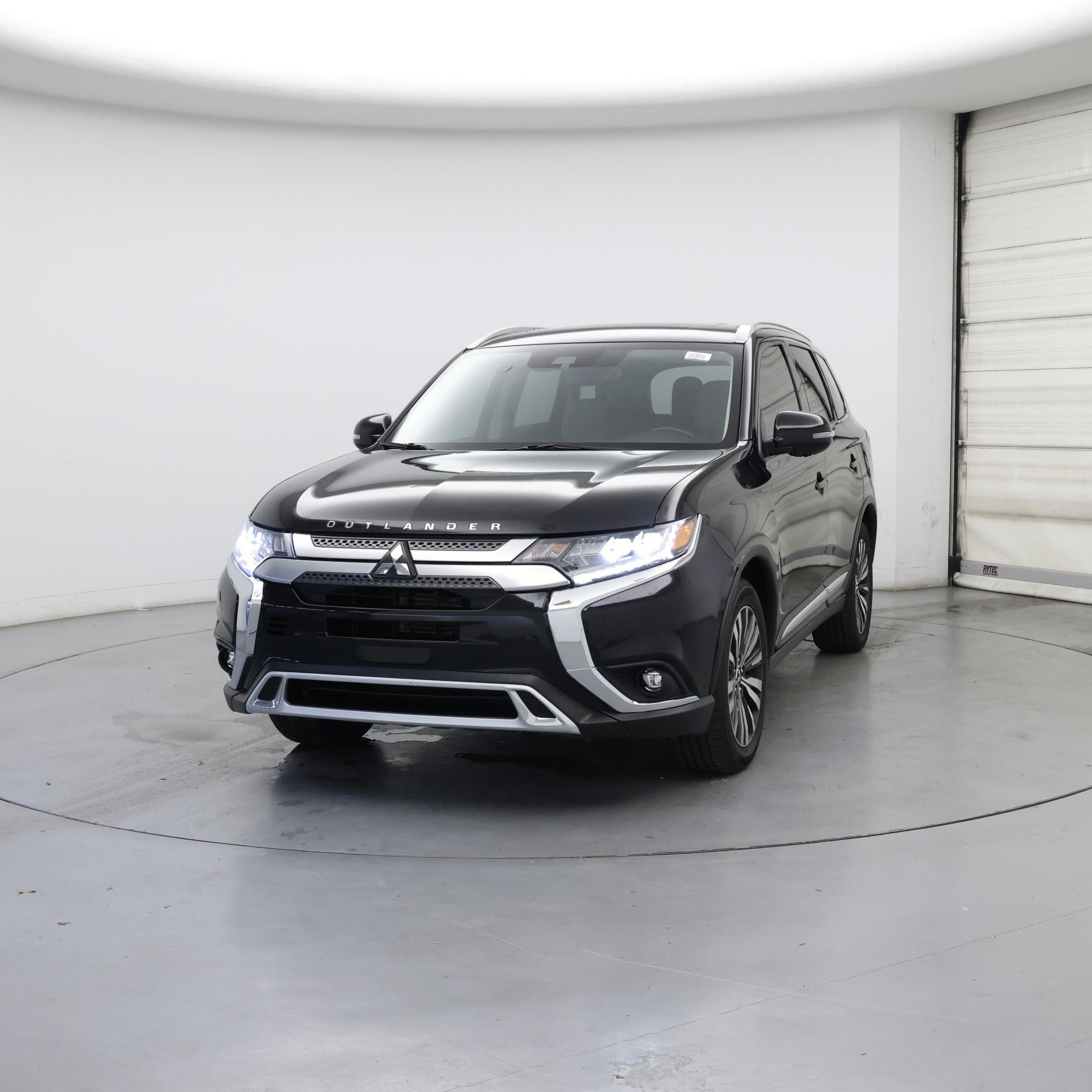 Thumbnail: 2020 Mitsubishi Outlander - 4