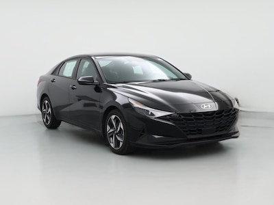 Black 2023 Hyundai Elantra SEL