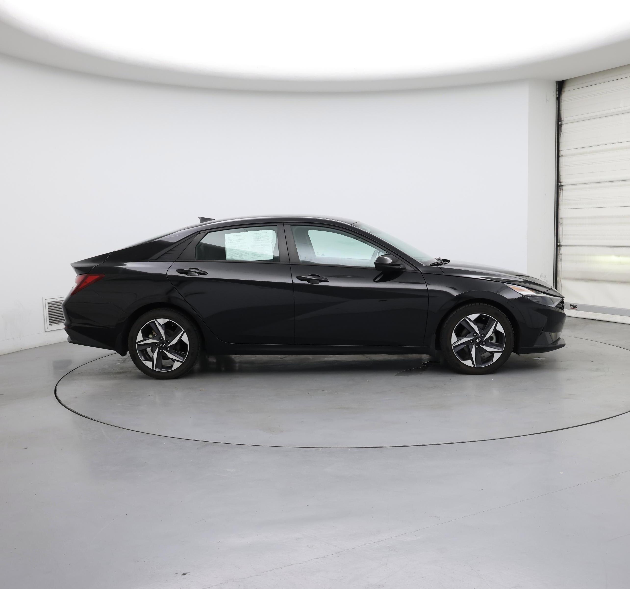 Thumbnail: 2023 Hyundai Elantra - 7