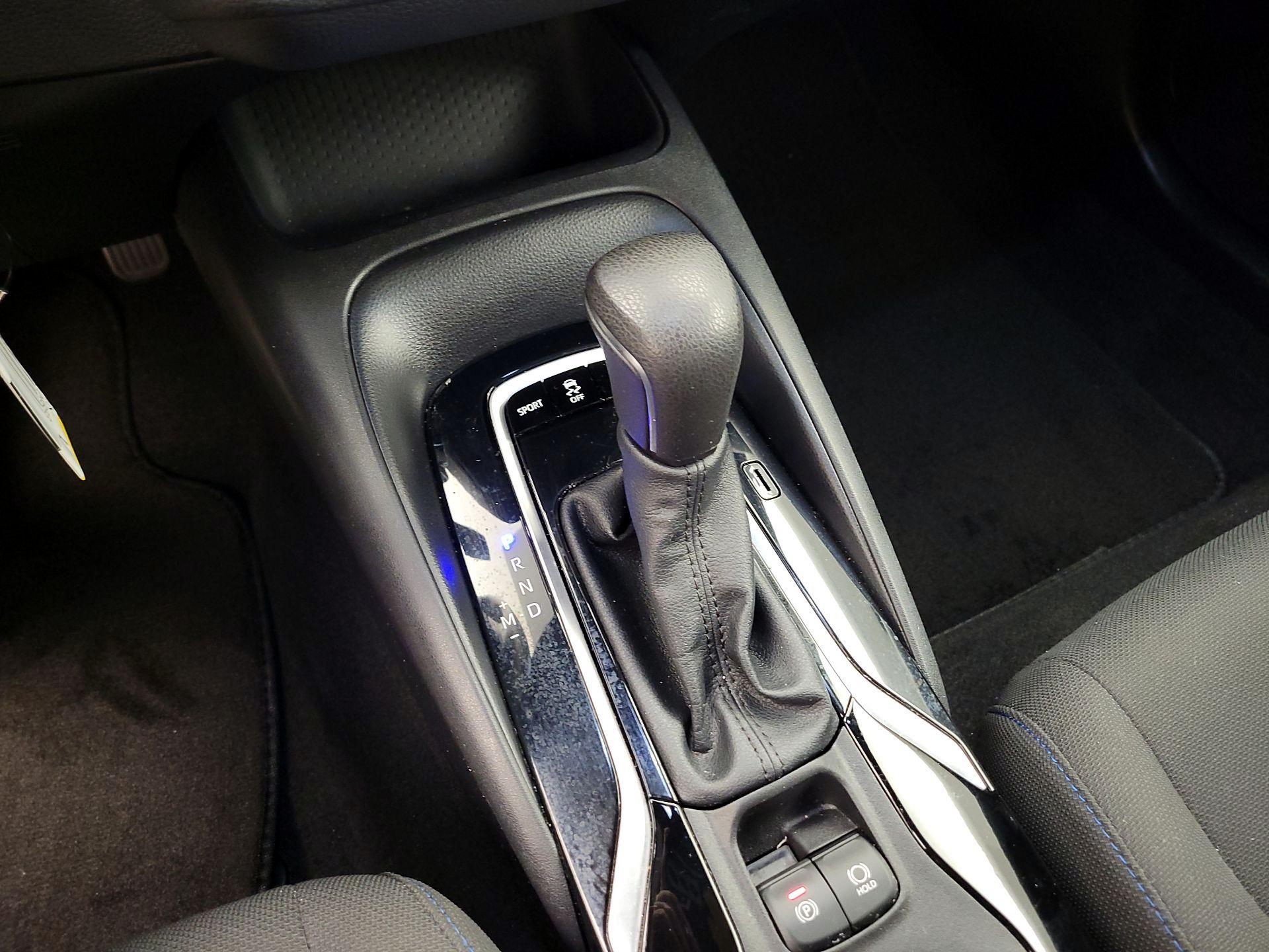 Thumbnail: 2022 Toyota Corolla - 17