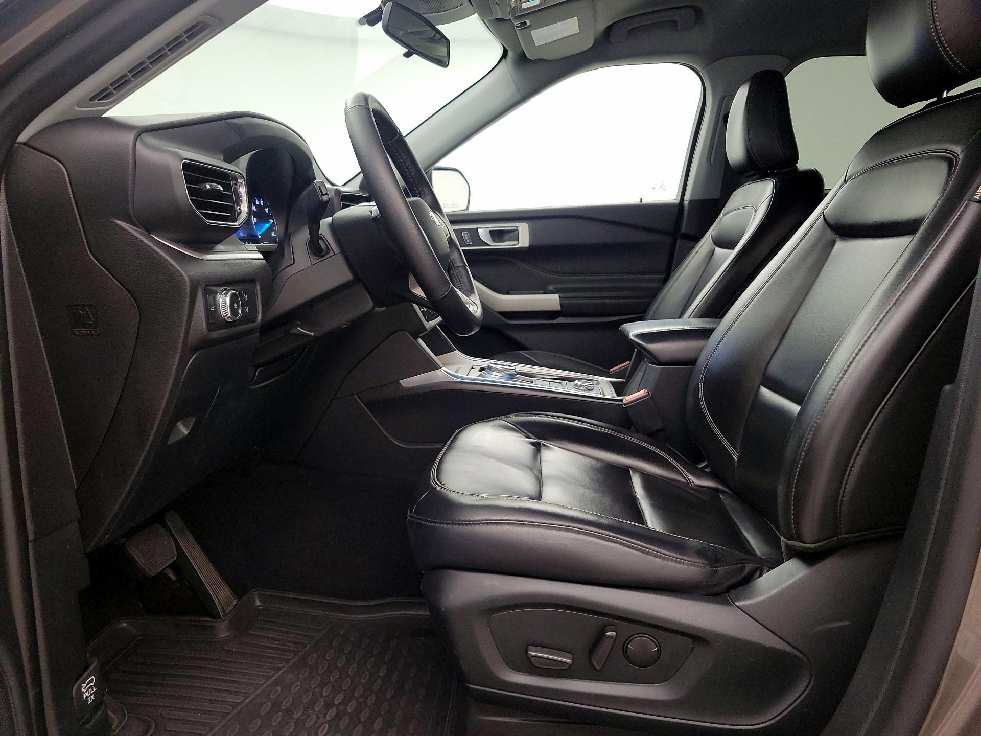 Thumbnail: 2021 Ford Explorer - 11