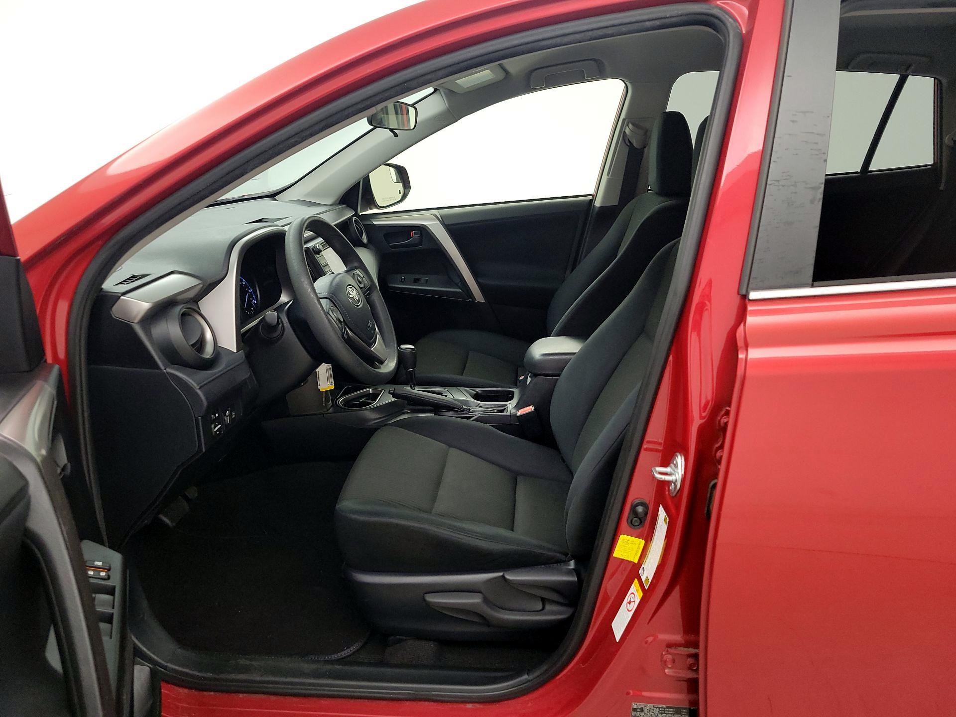 Thumbnail: 2017 Toyota RAV4 - 11