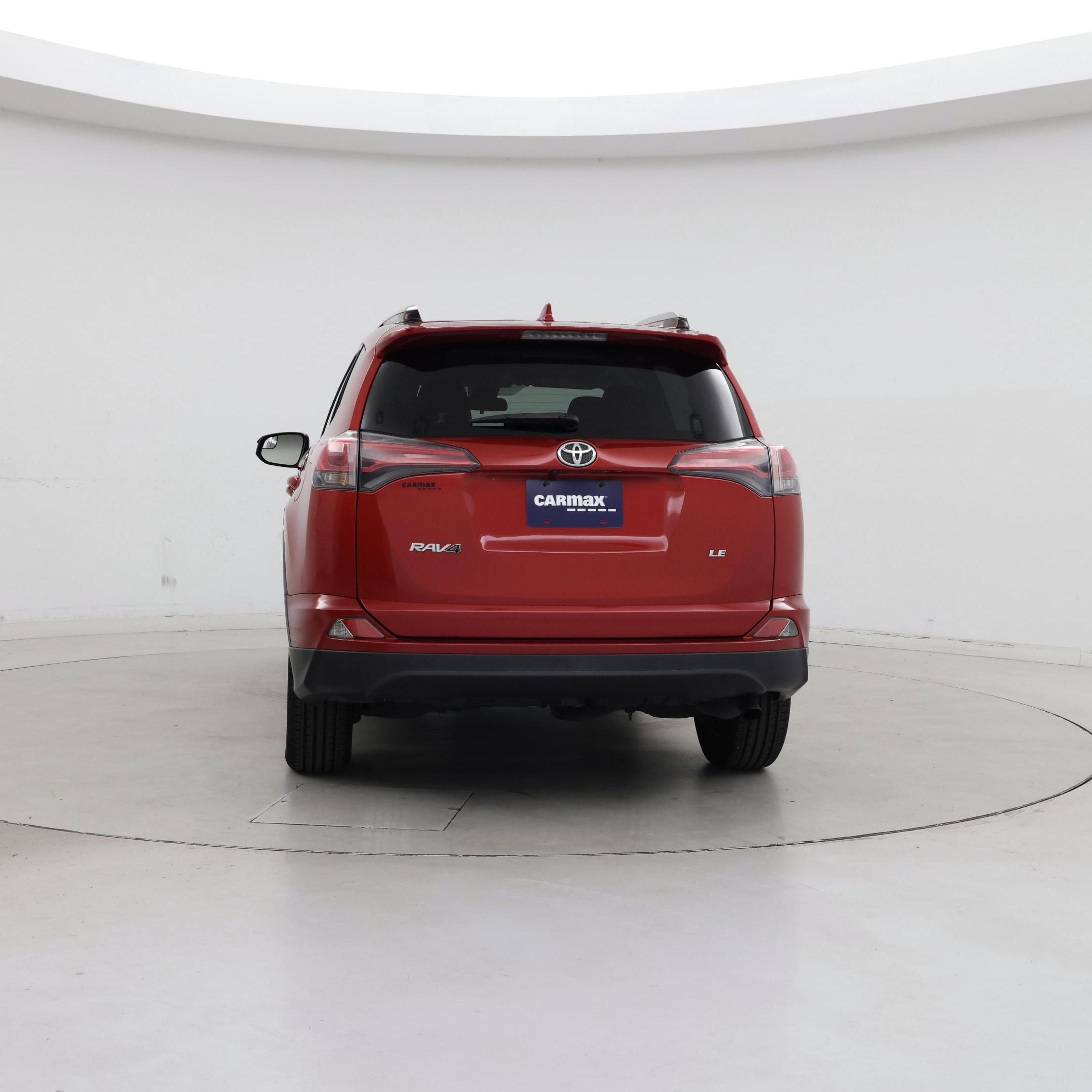 Thumbnail: 2017 Toyota RAV4 - 6