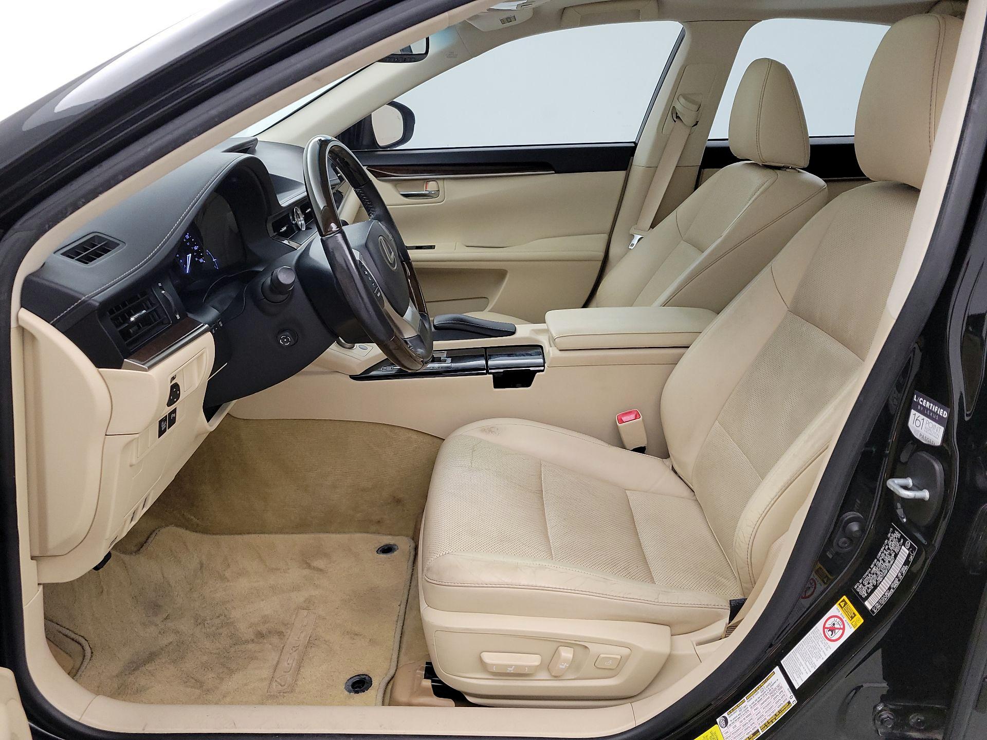 Thumbnail: 2015 Lexus ES - 11