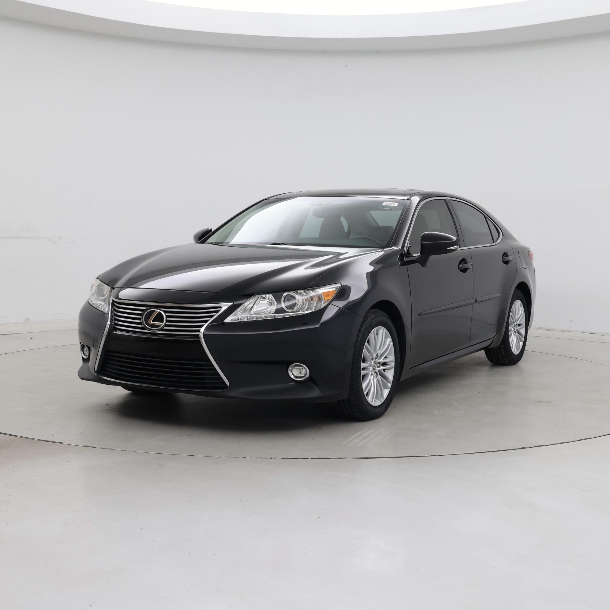 Thumbnail: 2015 Lexus ES - 4