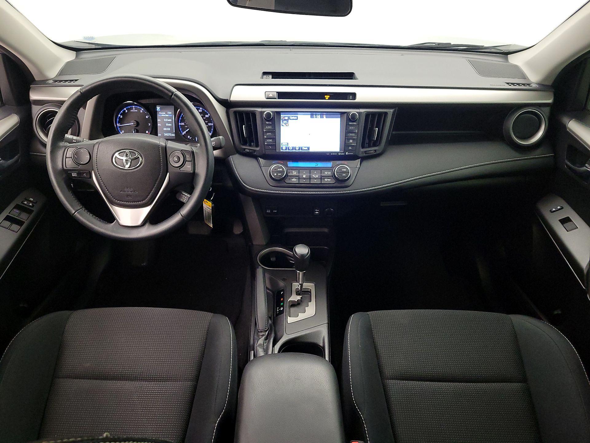 Thumbnail: 2016 Toyota RAV4 - 9