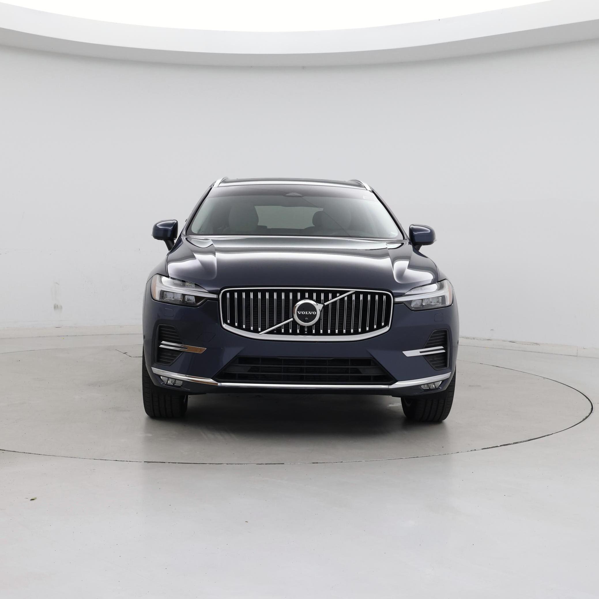 Thumbnail: 2022 Volvo XC60 - 5
