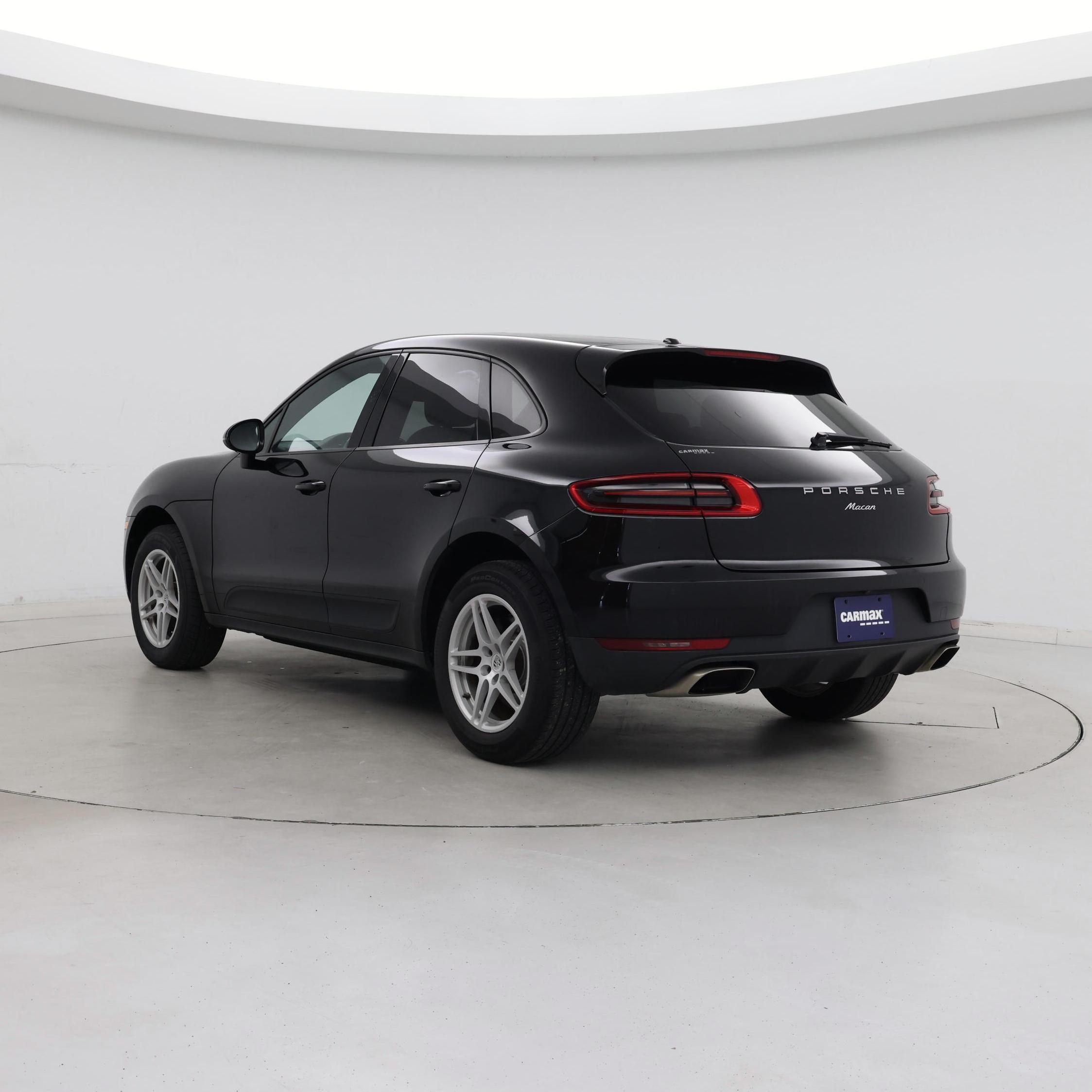 Thumbnail: 2018 Porsche Macan - 2