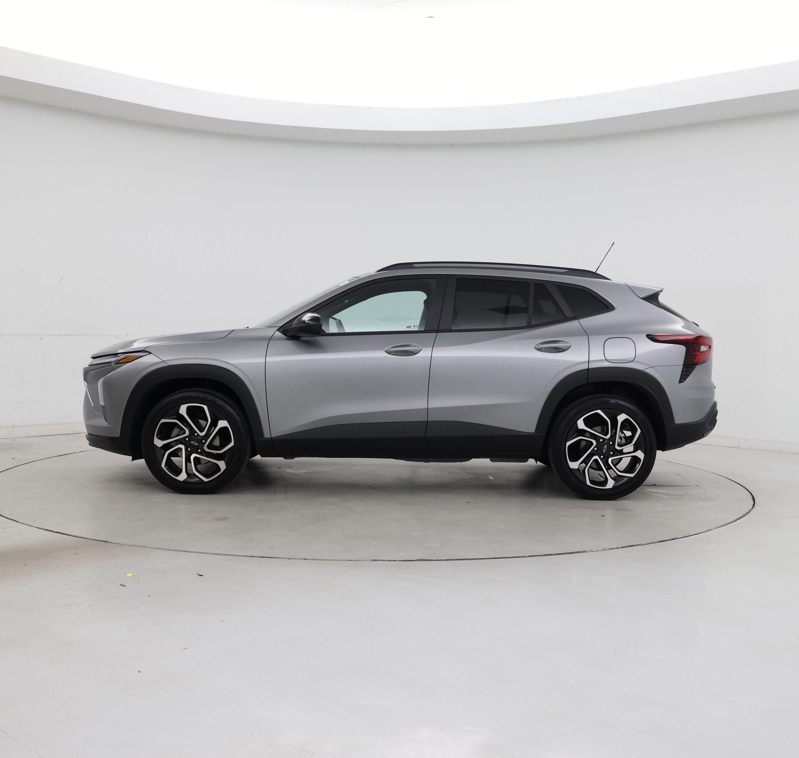 Thumbnail: 2025 Chevrolet Trax - 3