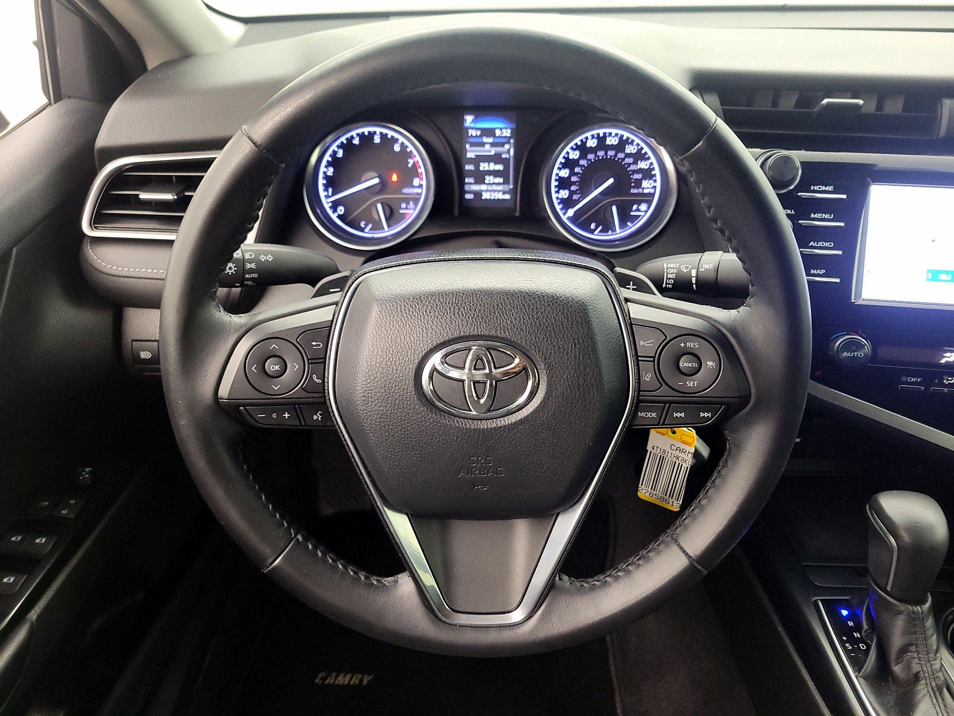 Thumbnail: 2019 Toyota Camry - 10