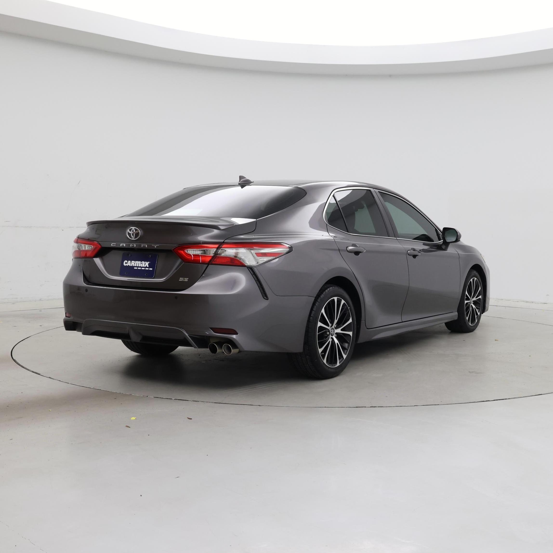 Thumbnail: 2019 Toyota Camry - 8