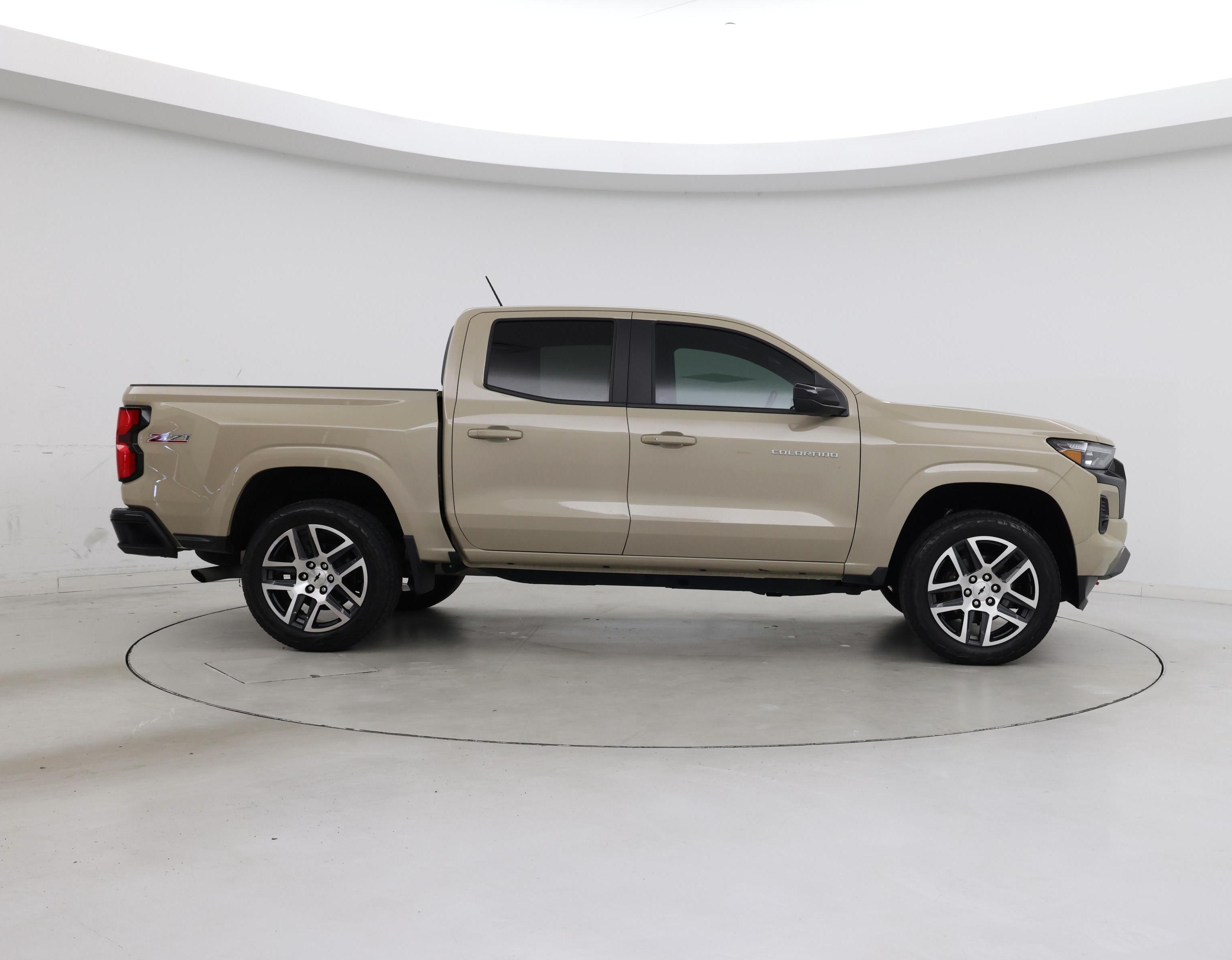 Thumbnail: 2024 Chevrolet Colorado - 7