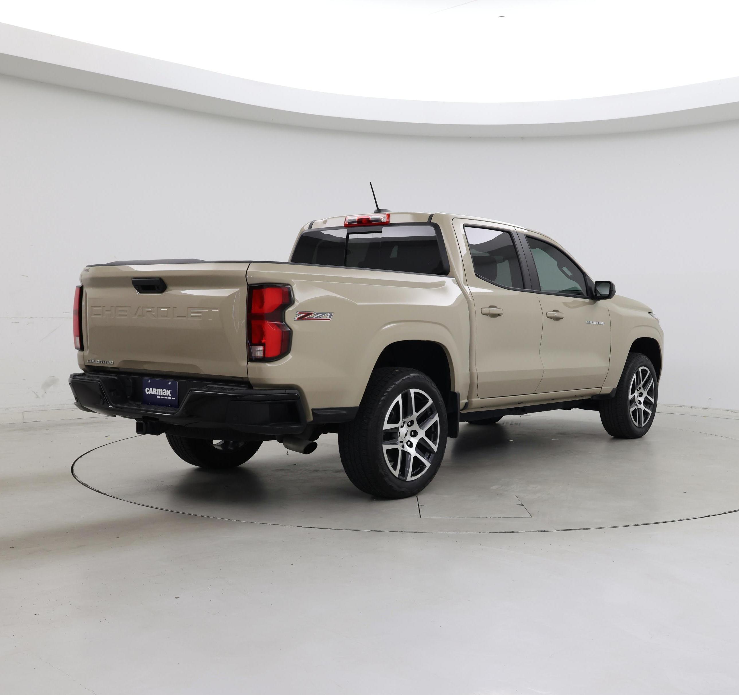 Thumbnail: 2024 Chevrolet Colorado - 8