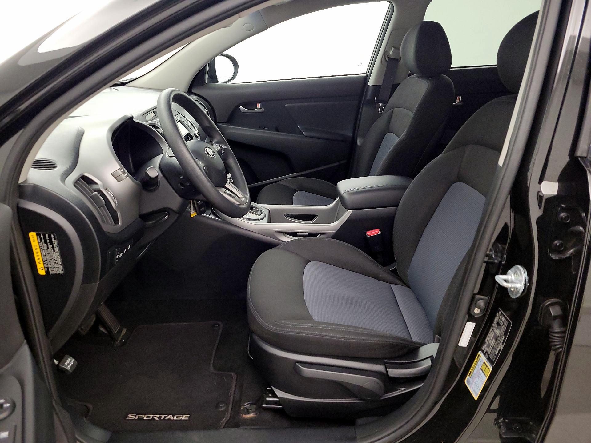 Thumbnail: 2016 Kia Sportage - 11