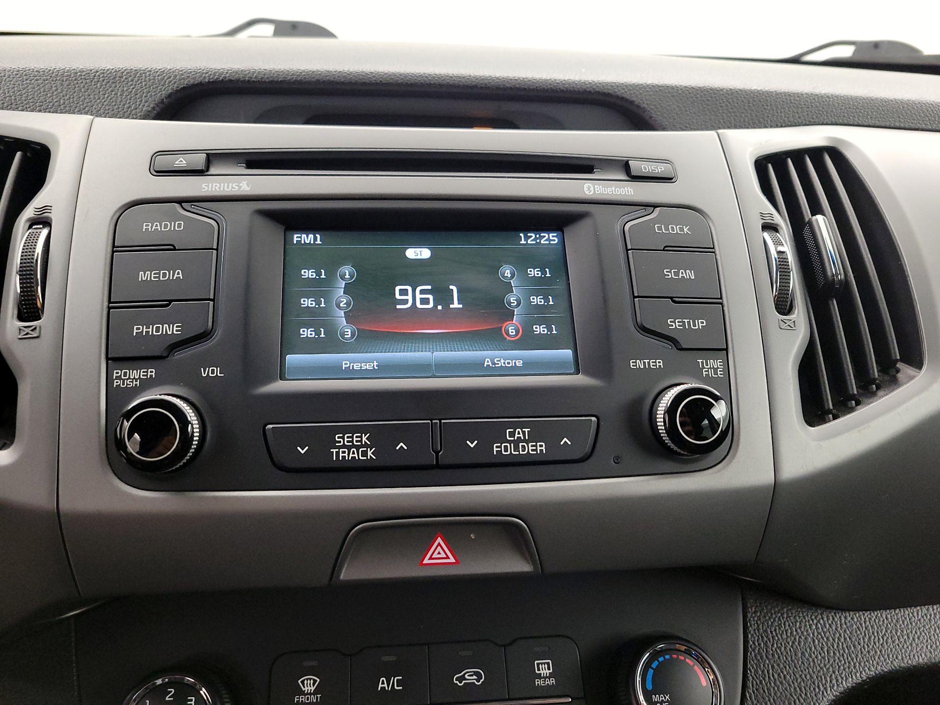 Thumbnail: 2016 Kia Sportage - 15