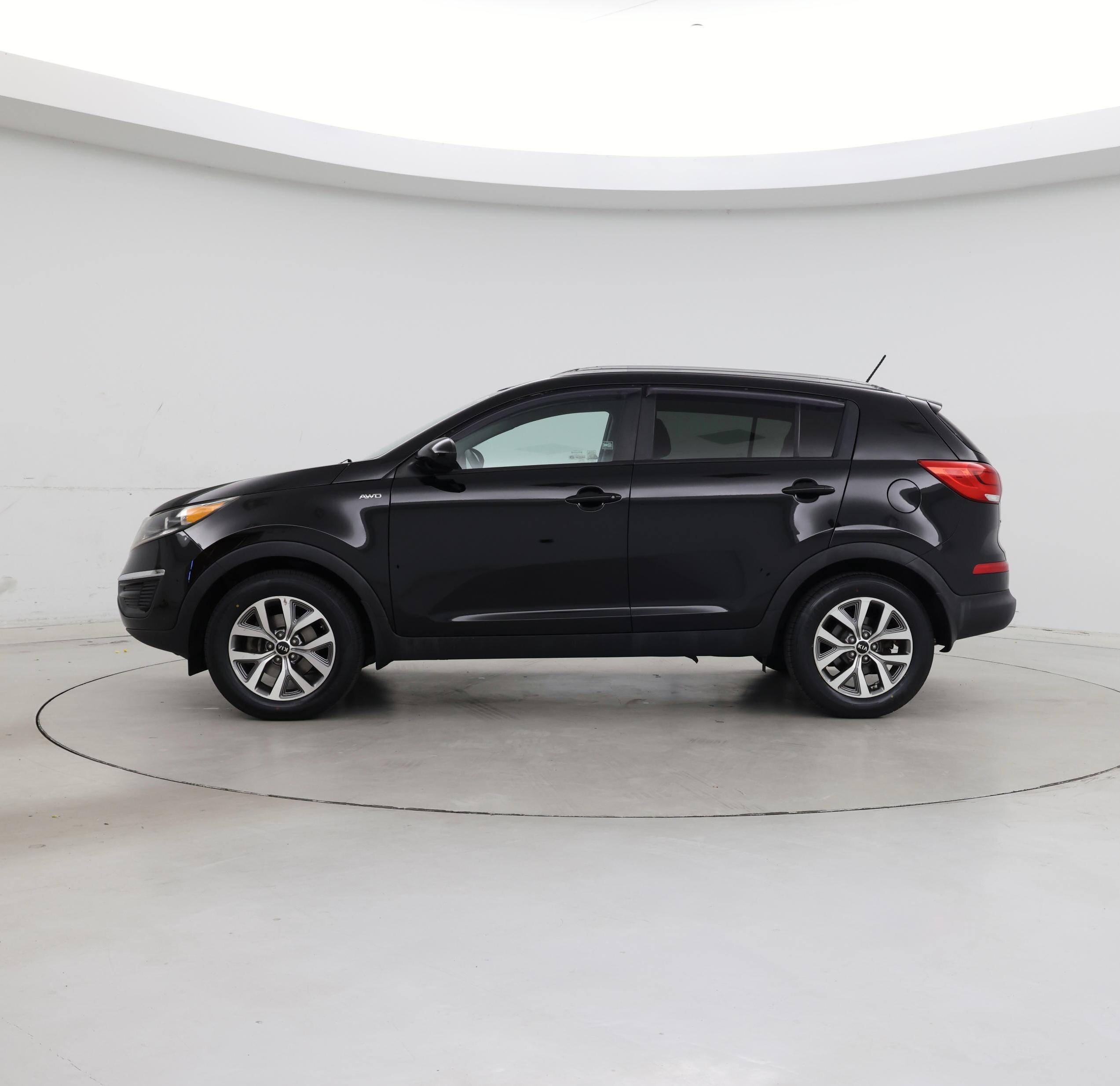 Thumbnail: 2016 Kia Sportage - 3