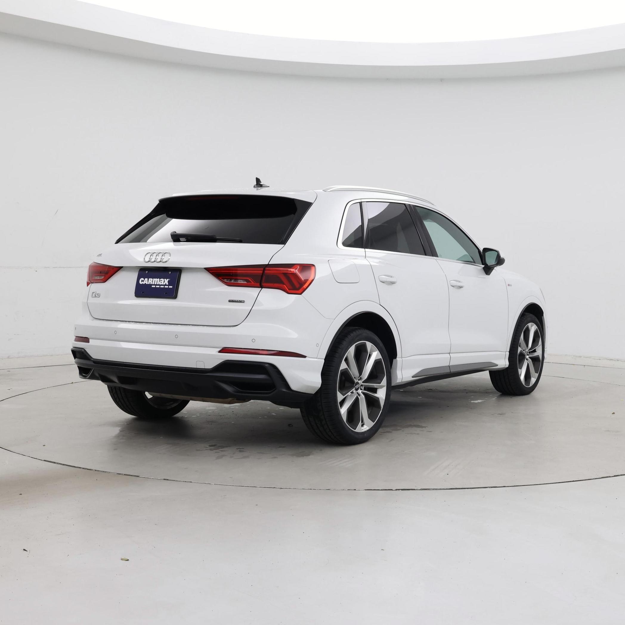 Thumbnail: 2020 Audi Q3 - 8
