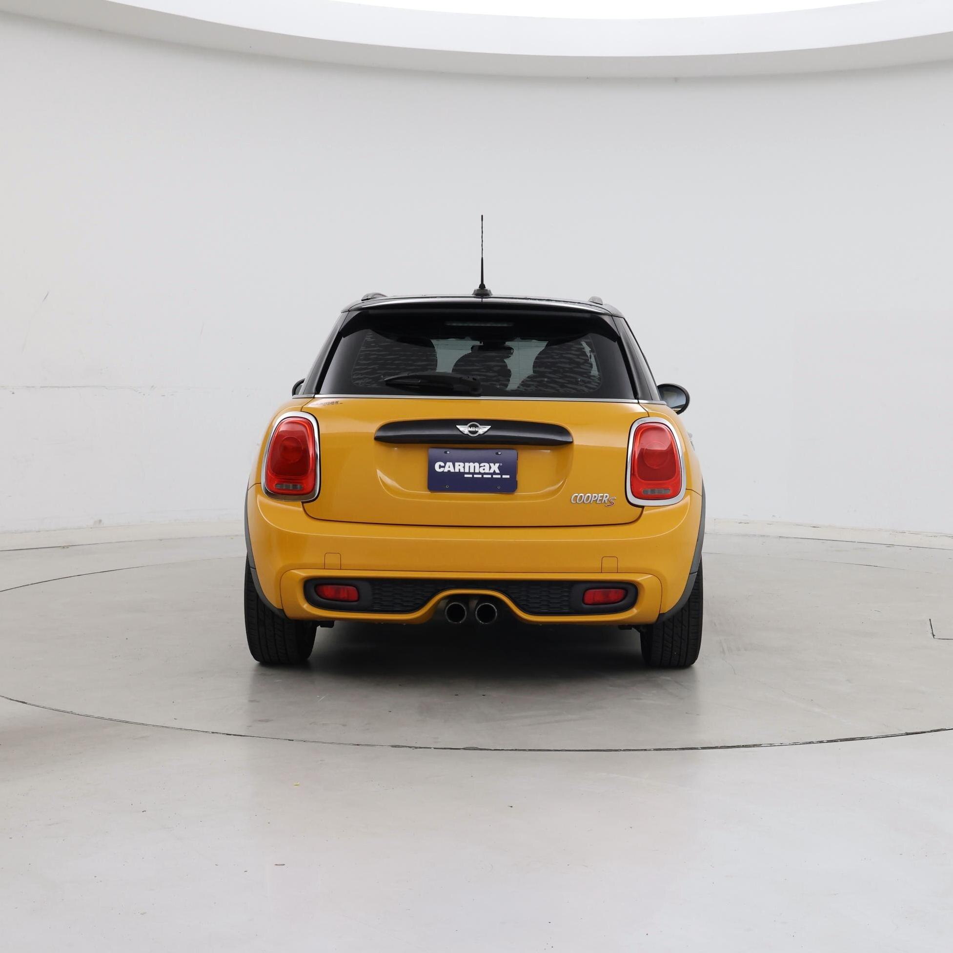 Thumbnail: 2016 MINI Cooper Hardtop - 6