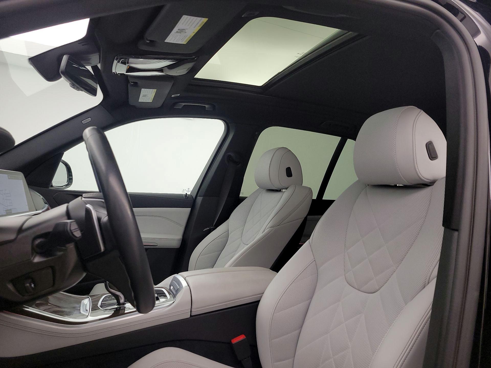 Thumbnail: 2023 BMW X5 - 20