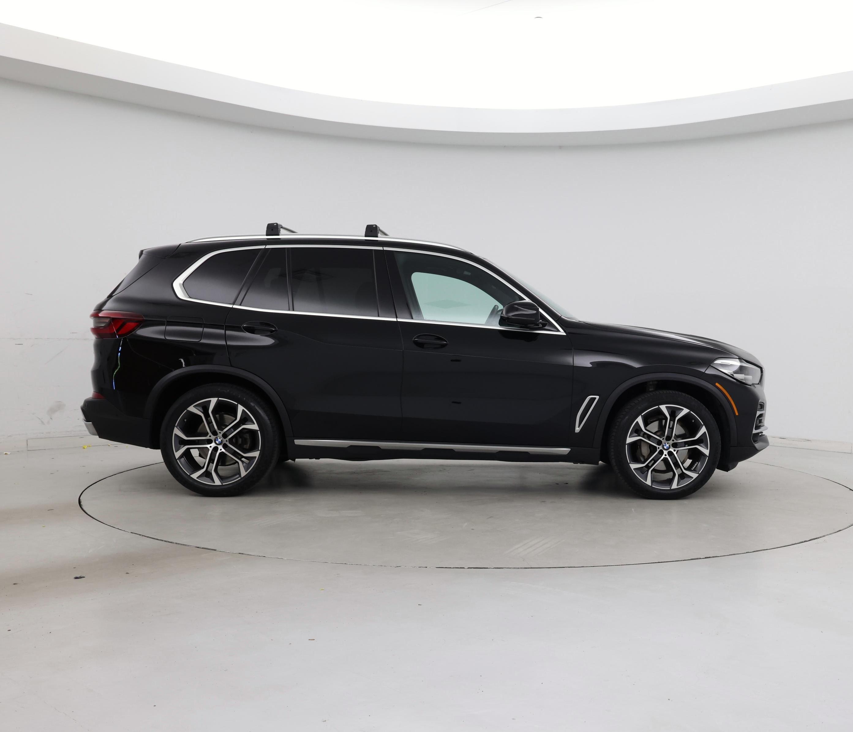 Thumbnail: 2023 BMW X5 - 7