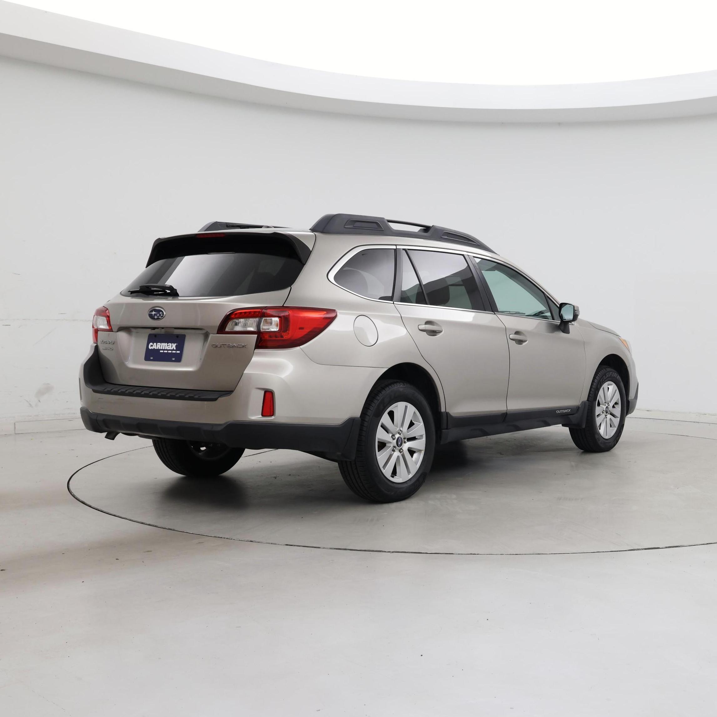 Thumbnail: 2015 Subaru Outback - 8