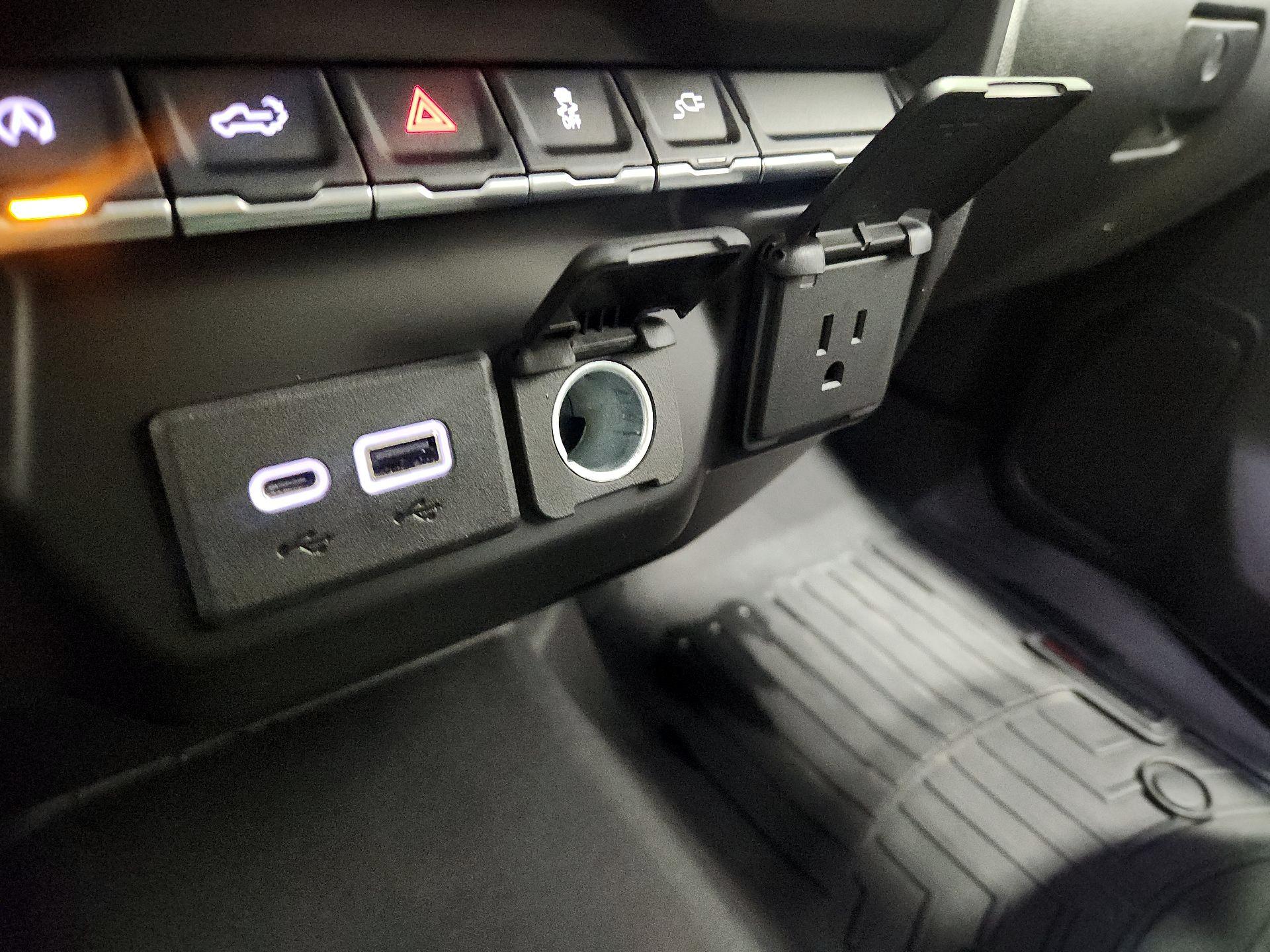 Thumbnail: 2021 Chevrolet Silverado 1500 - 18