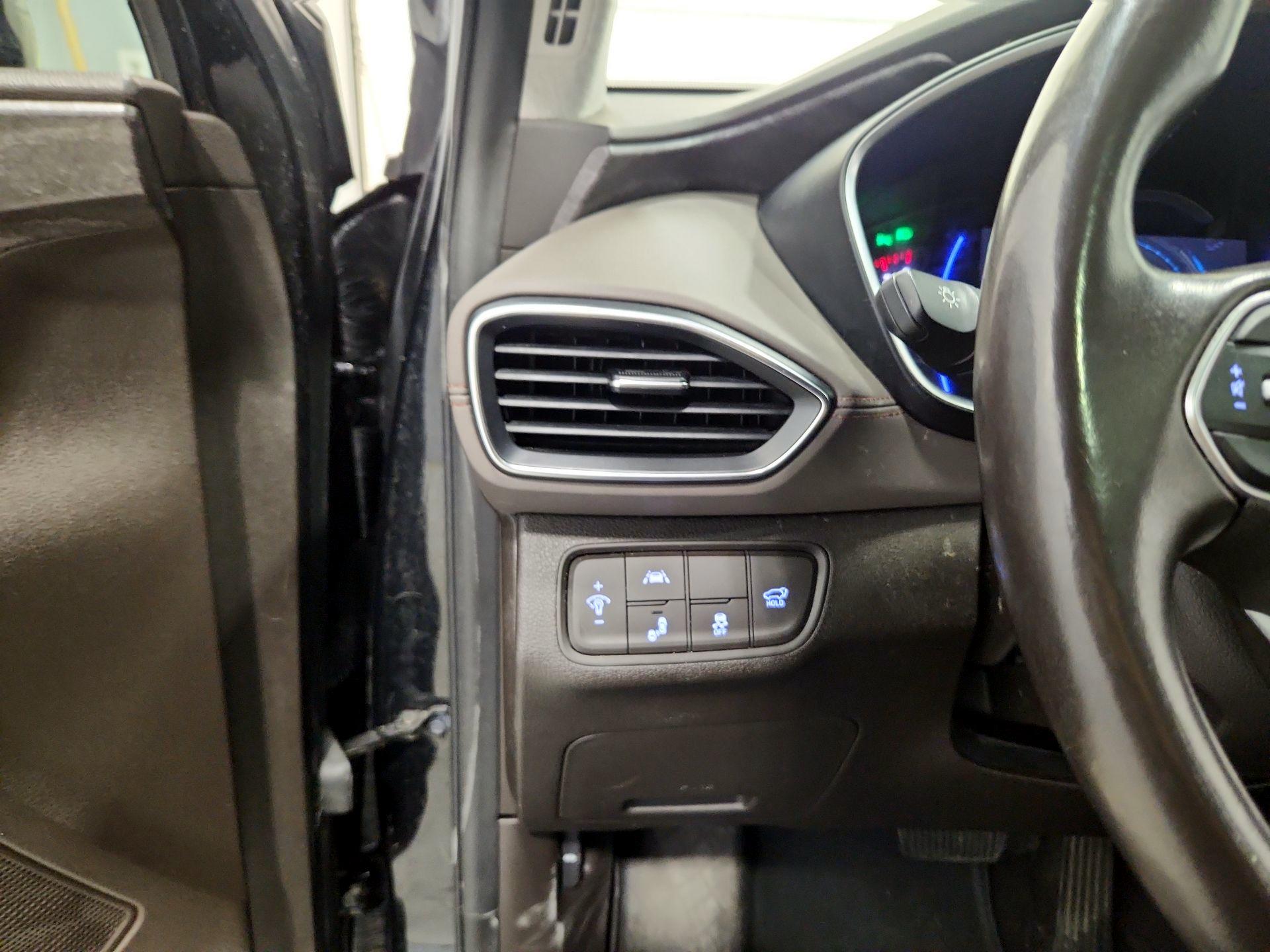 Thumbnail: 2020 Hyundai Santa Fe - 13