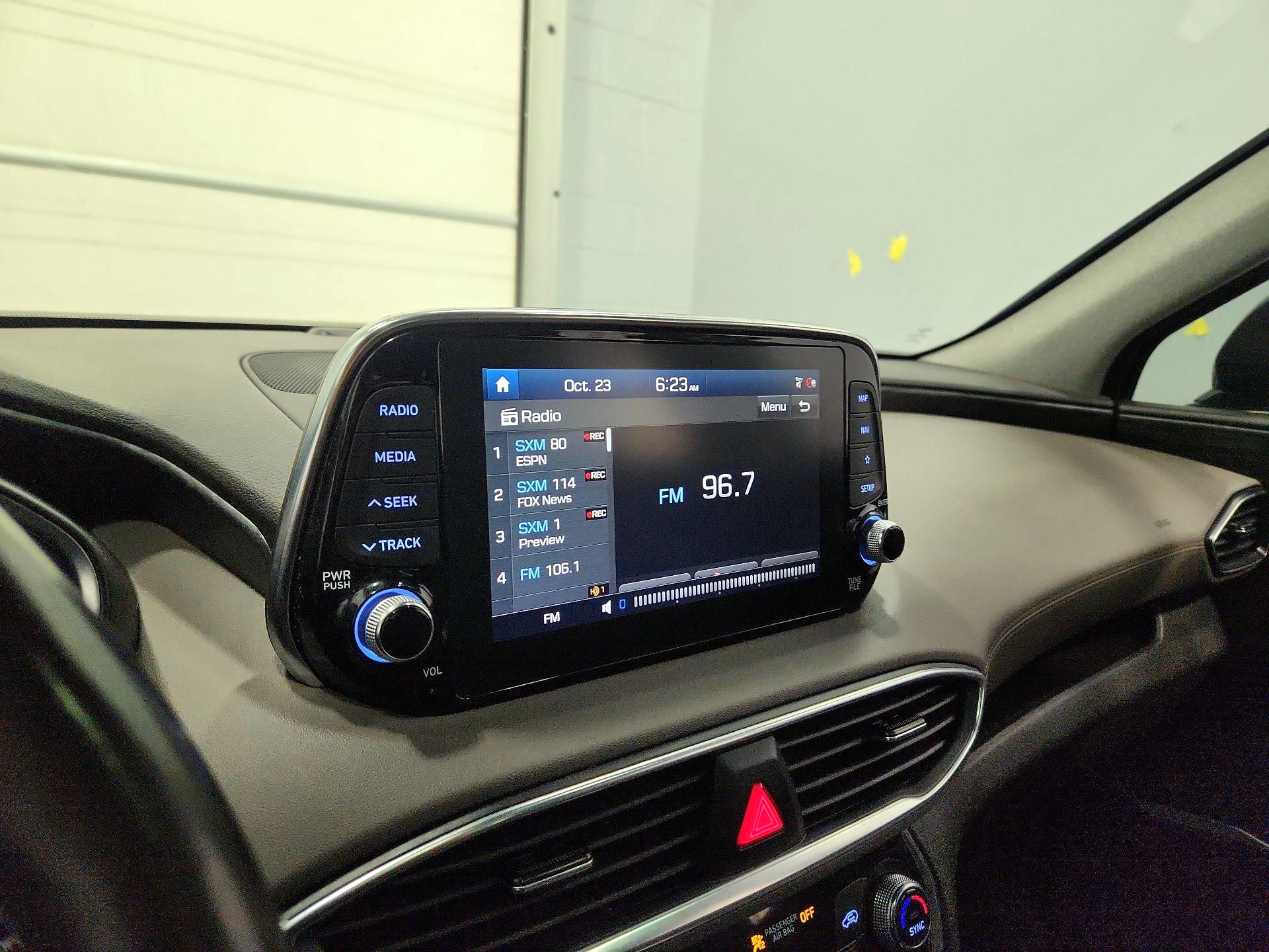 Thumbnail: 2020 Hyundai Santa Fe - 16