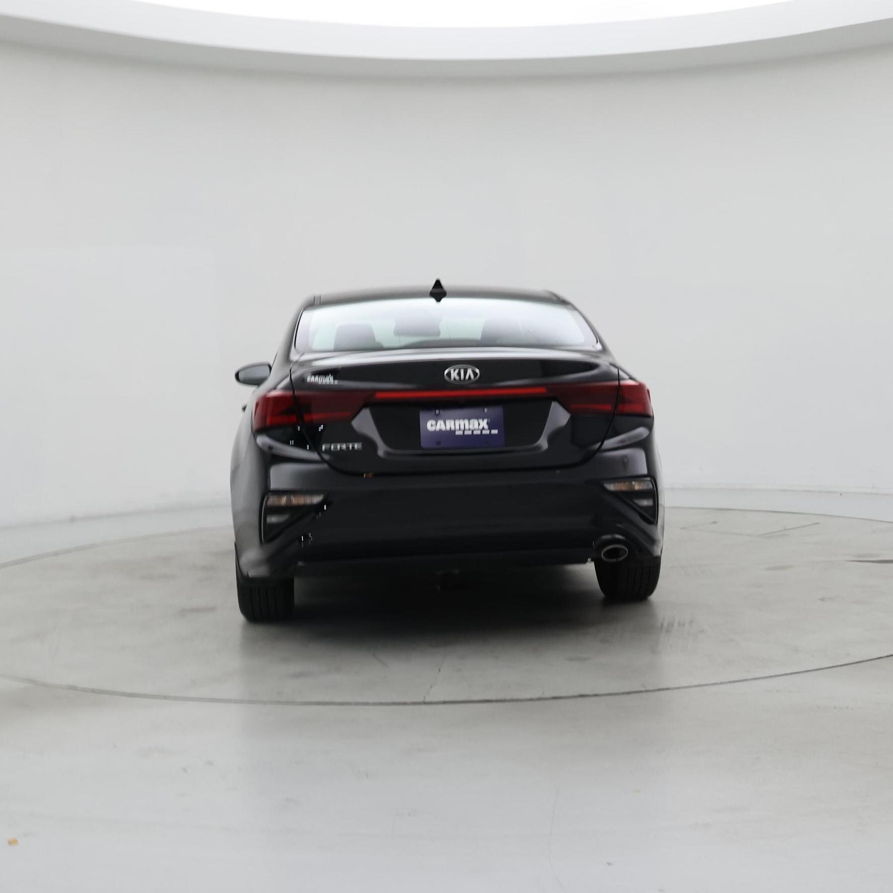 Thumbnail: 2020 Kia Forte - 6