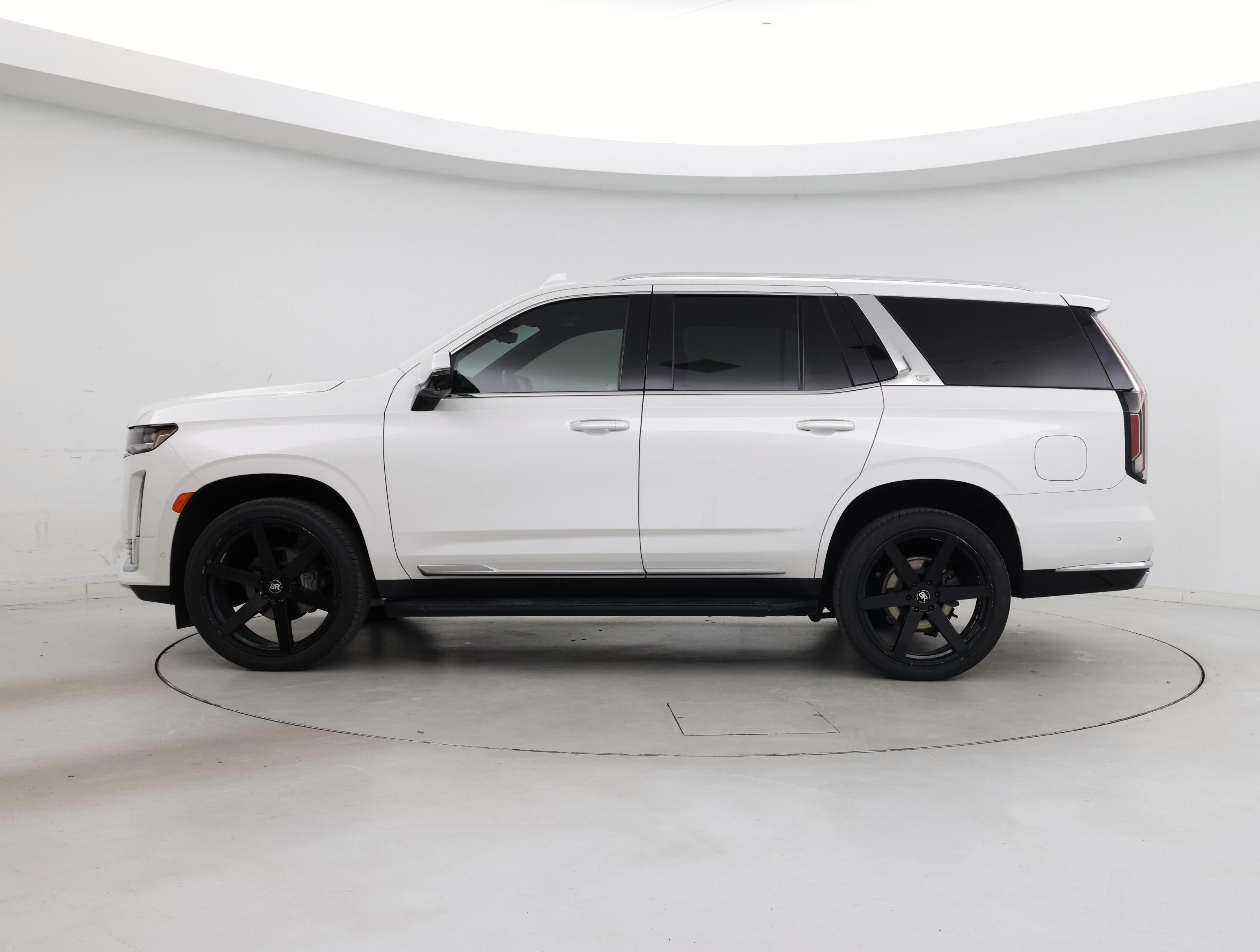 Thumbnail: 2021 Cadillac Escalade - 3