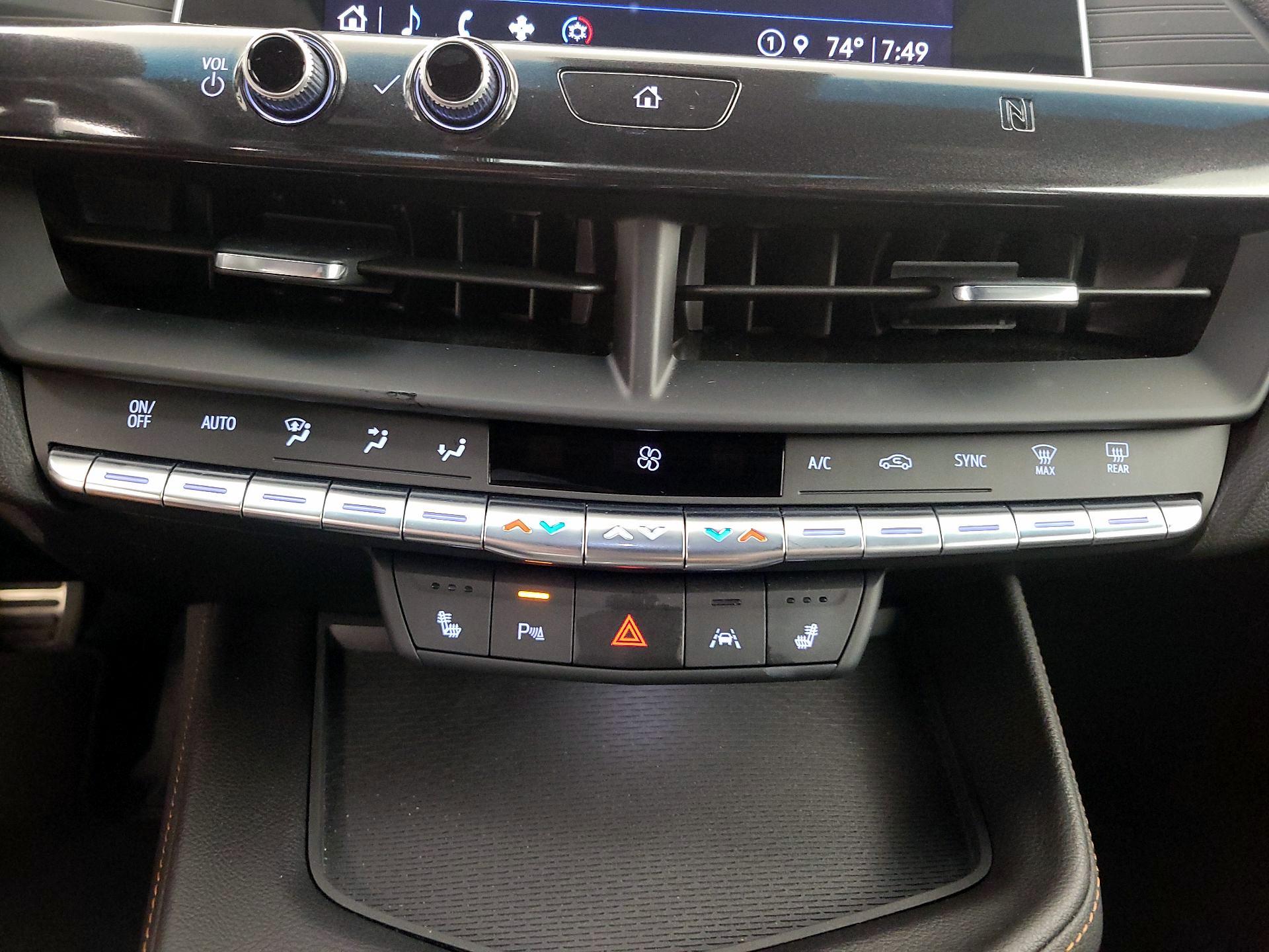 Thumbnail: 2021 Cadillac CT4 - 16