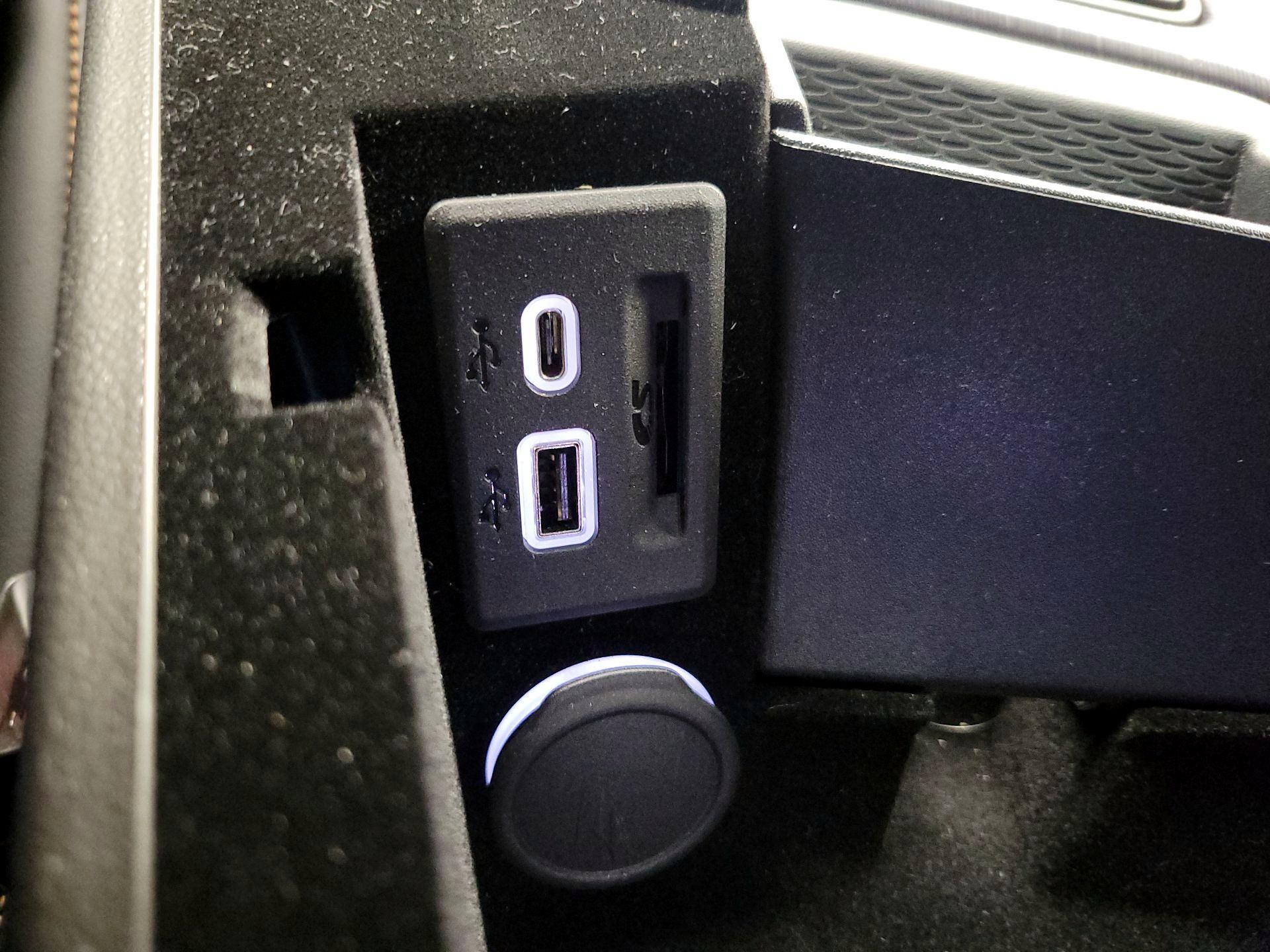 Thumbnail: 2021 Cadillac CT4 - 18