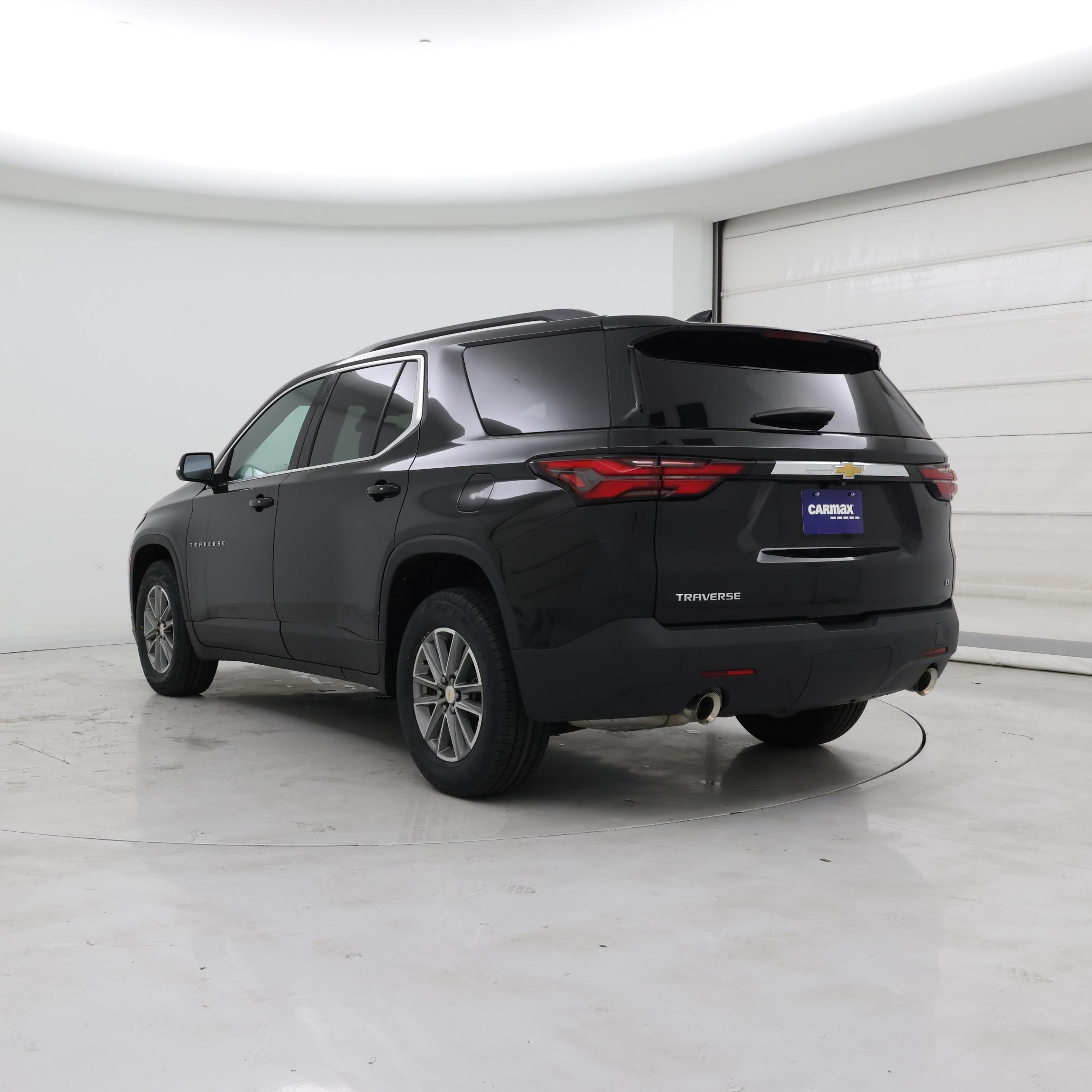 Thumbnail: 2022 Chevrolet Traverse - 2