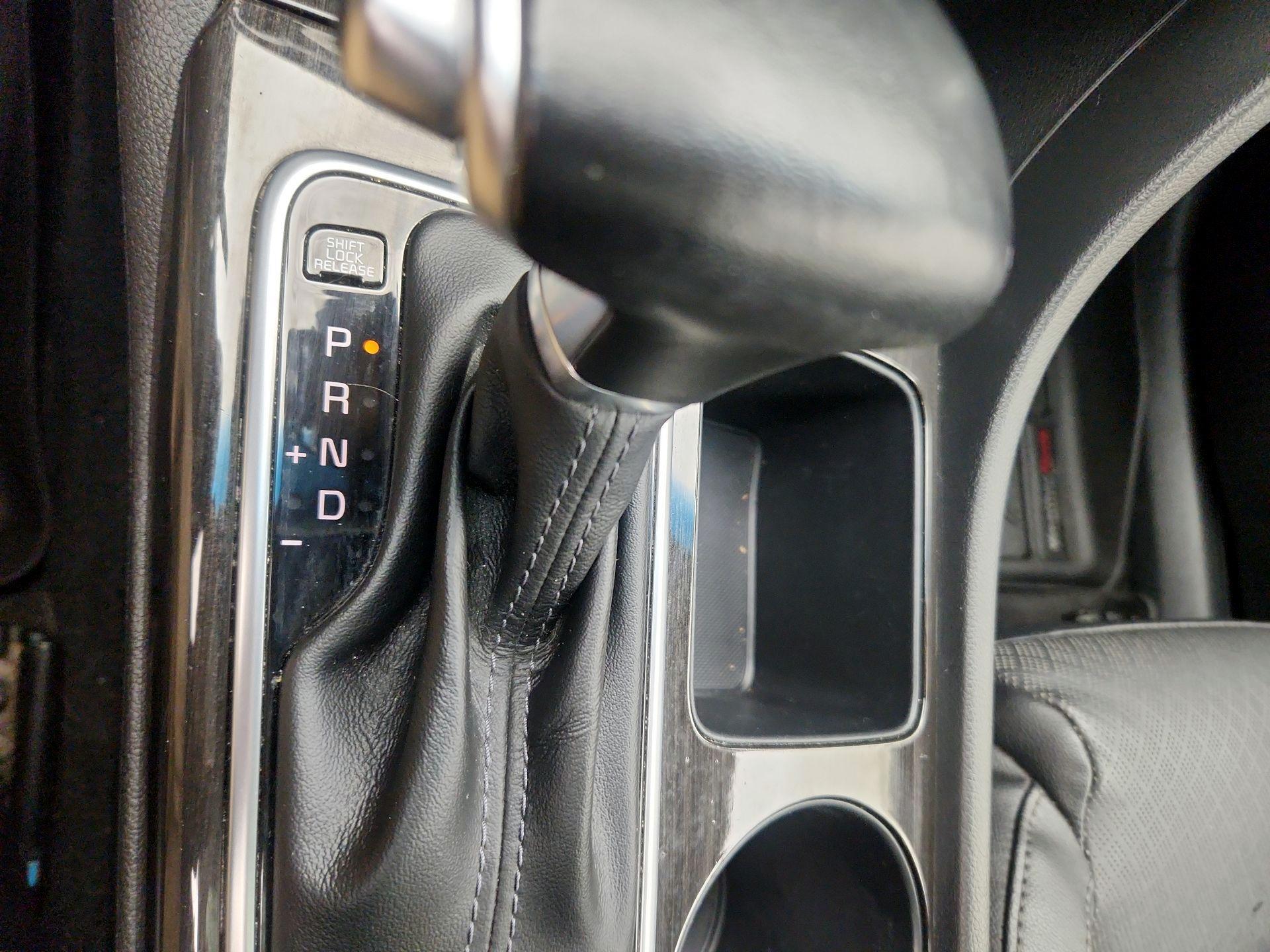 Thumbnail: 2020 Kia Optima - 18