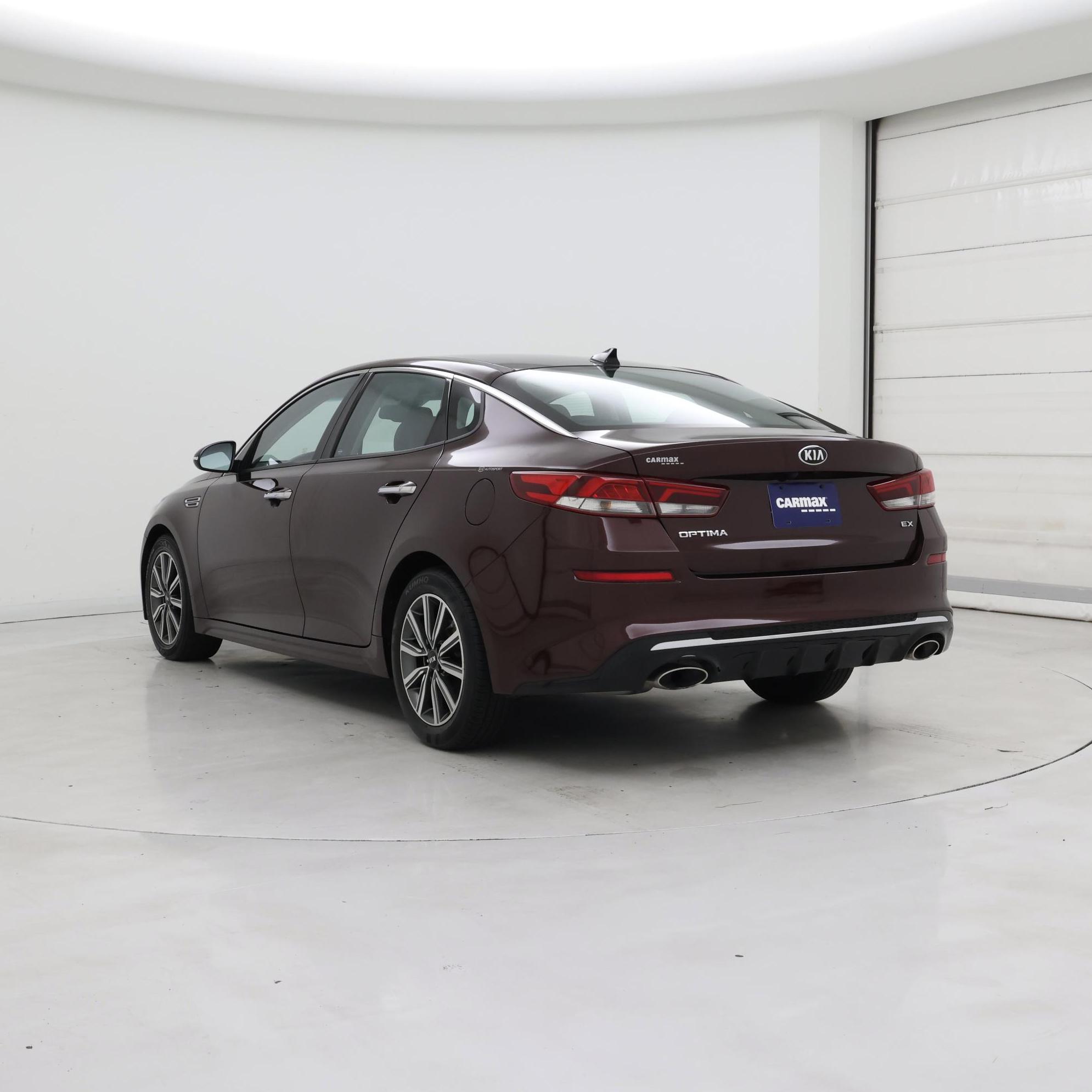 Thumbnail: 2020 Kia Optima - 2