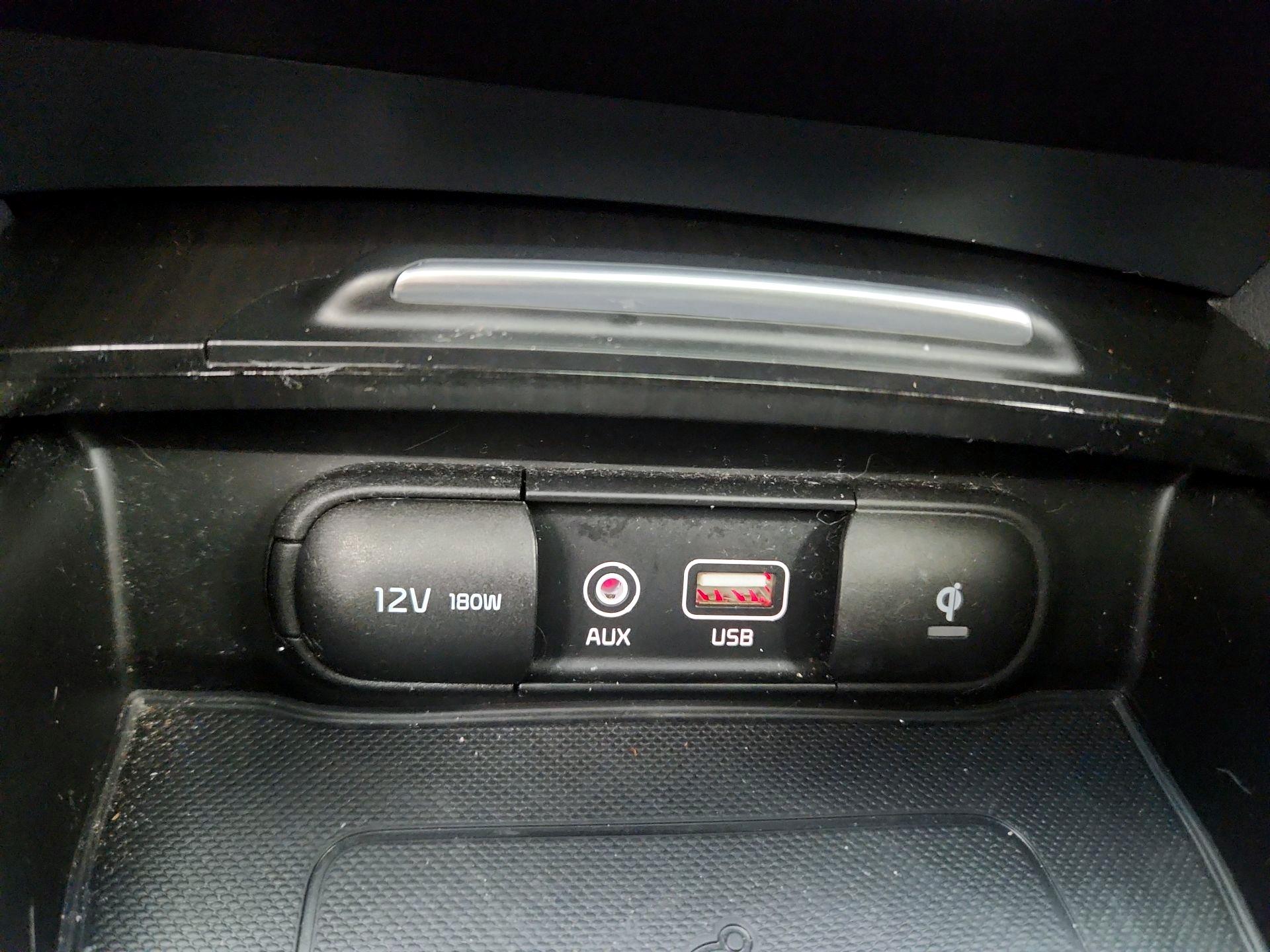 Thumbnail: 2020 Kia Optima - 19